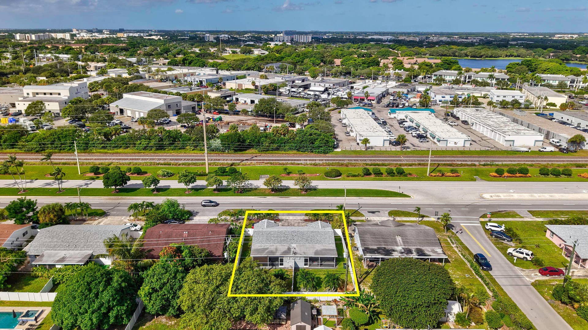 2550 N DIXIE Highway, Boca Raton, FL 33431 54-web-or-mls-DJI_20261020105042_0051_DA