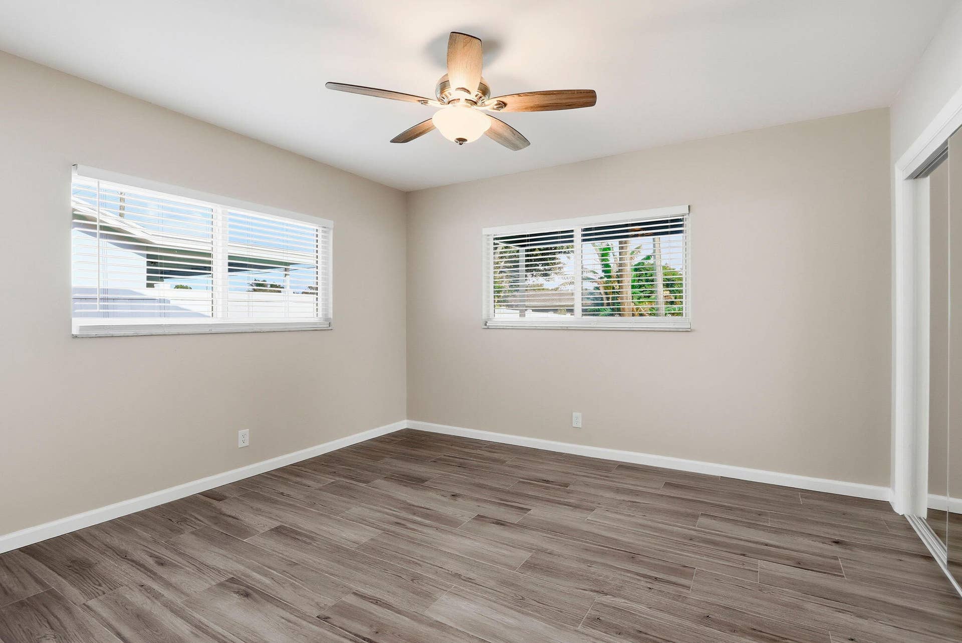 2550 N DIXIE Highway, Boca Raton, FL 33431 20-web-or-mls-020_IMG_9771