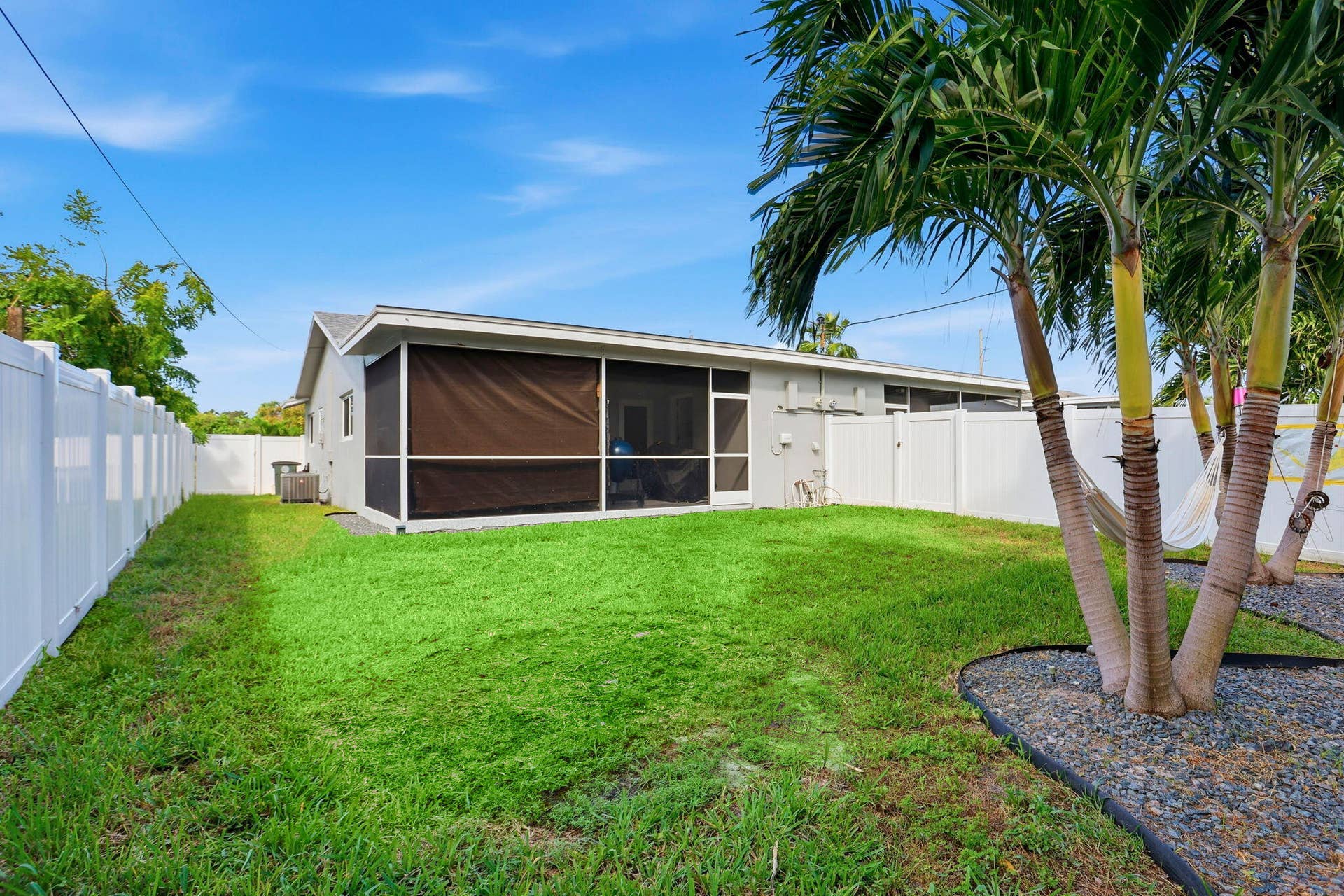 2550 N DIXIE Highway, Boca Raton, FL 33431 44-web-or-mls-006_0E2A3804