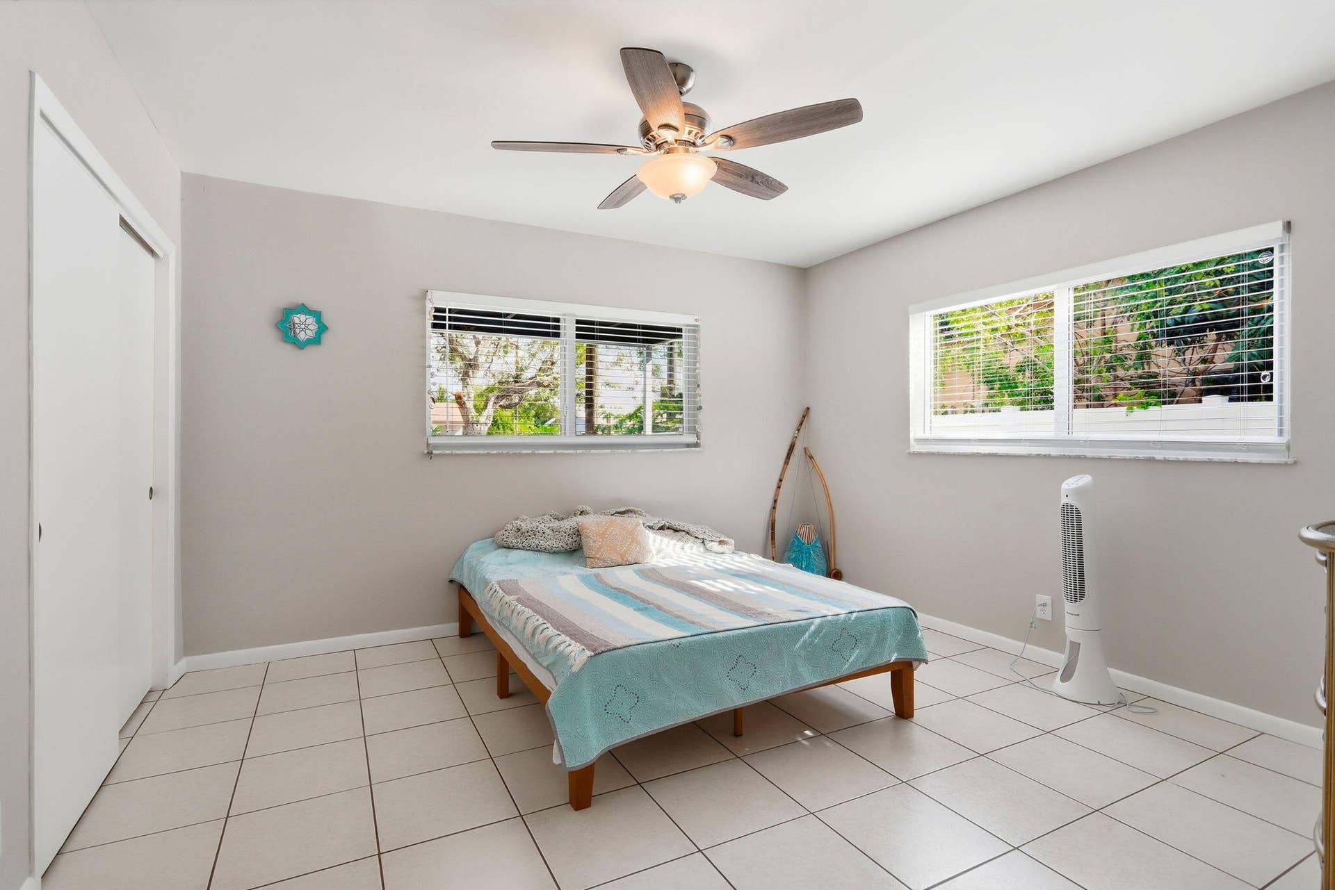 2550 N DIXIE Highway, Boca Raton, FL 33431 22-web-or-mls-022_IMG_9801