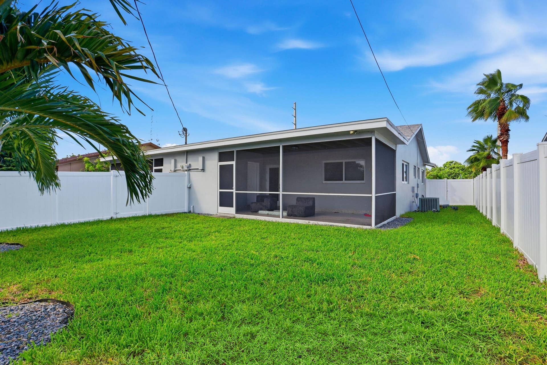 2550 N DIXIE Highway, Boca Raton, FL 33431 40-web-or-mls-002_0E2A3792