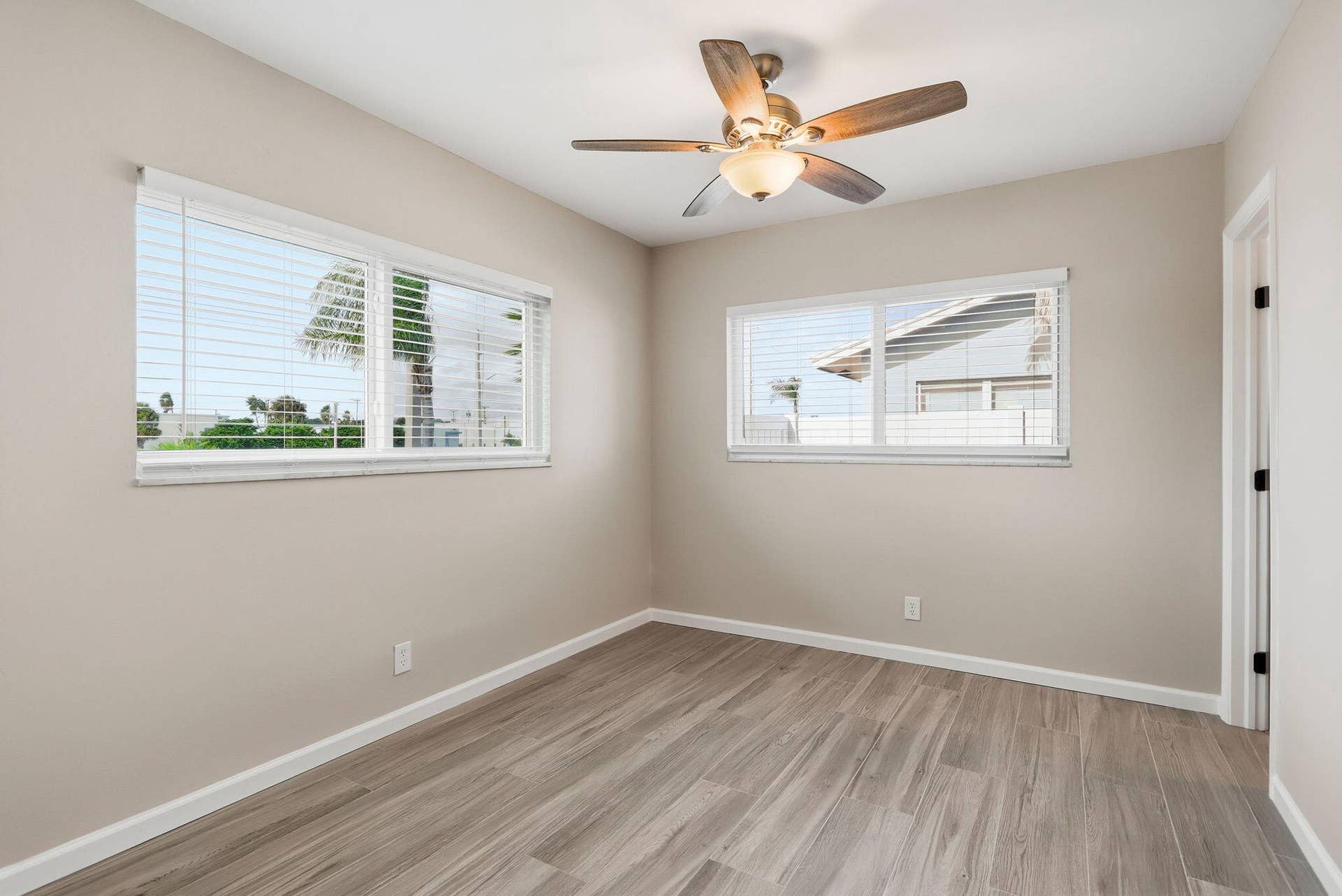 2550 N DIXIE Highway, Boca Raton, FL 33431 18-web-or-mls-018_IMG_9746