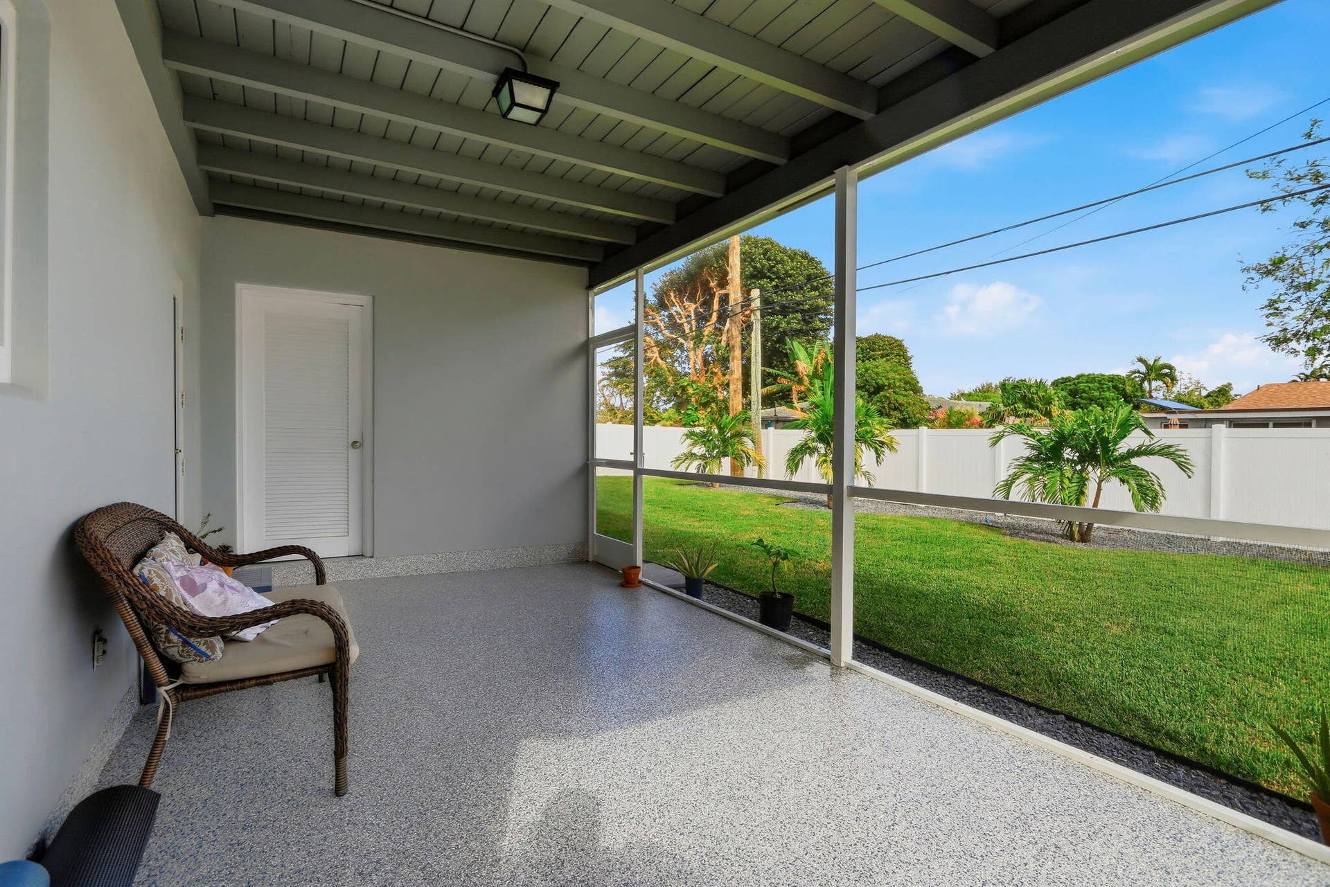 2550 N DIXIE Highway, Boca Raton, FL 33431 38-web-or-mls-038_IMG_9861