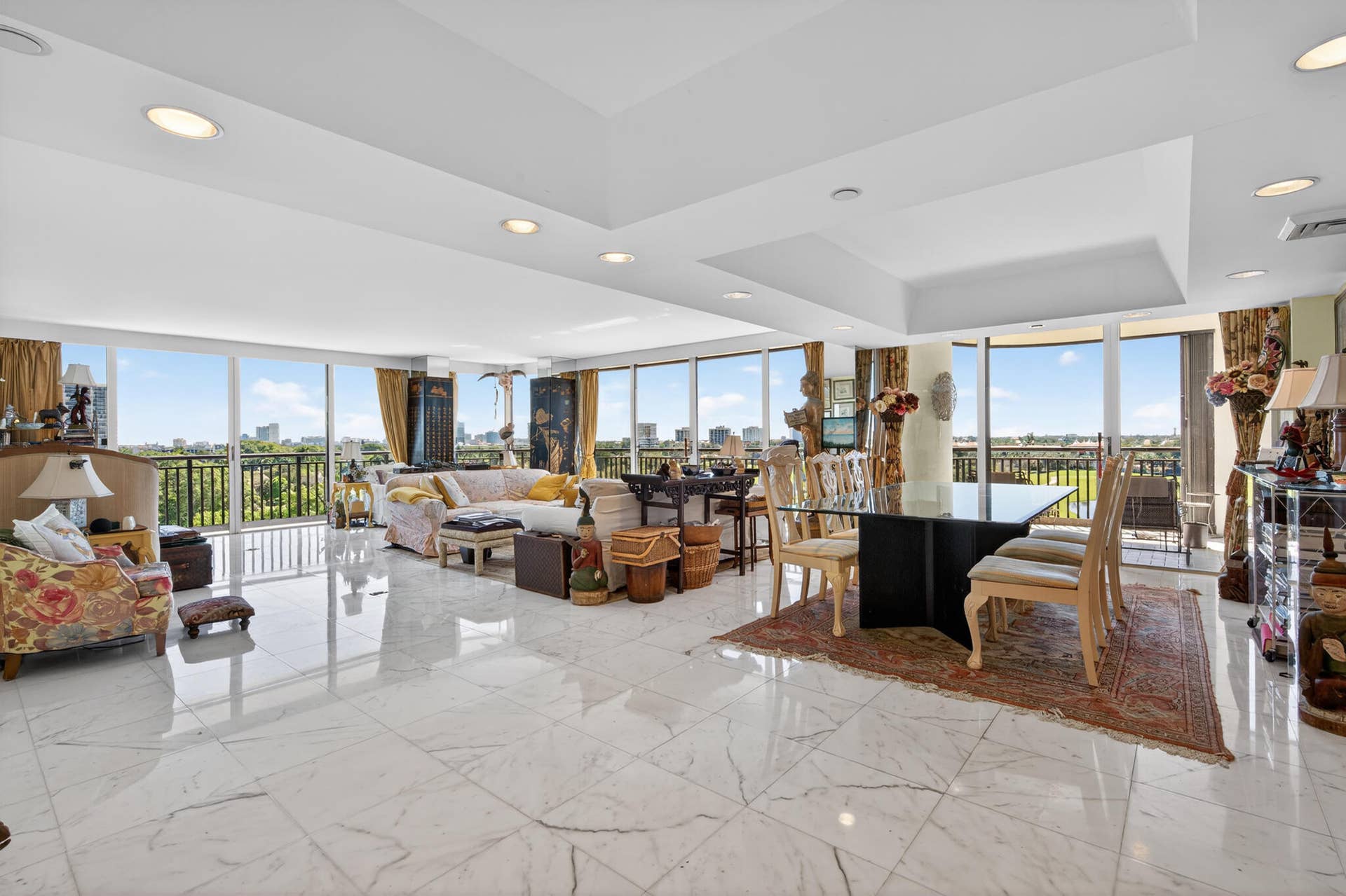 2427 PRESIDENTIAL Way, #803, West Palm Beach, FL 33401 LR/DINING