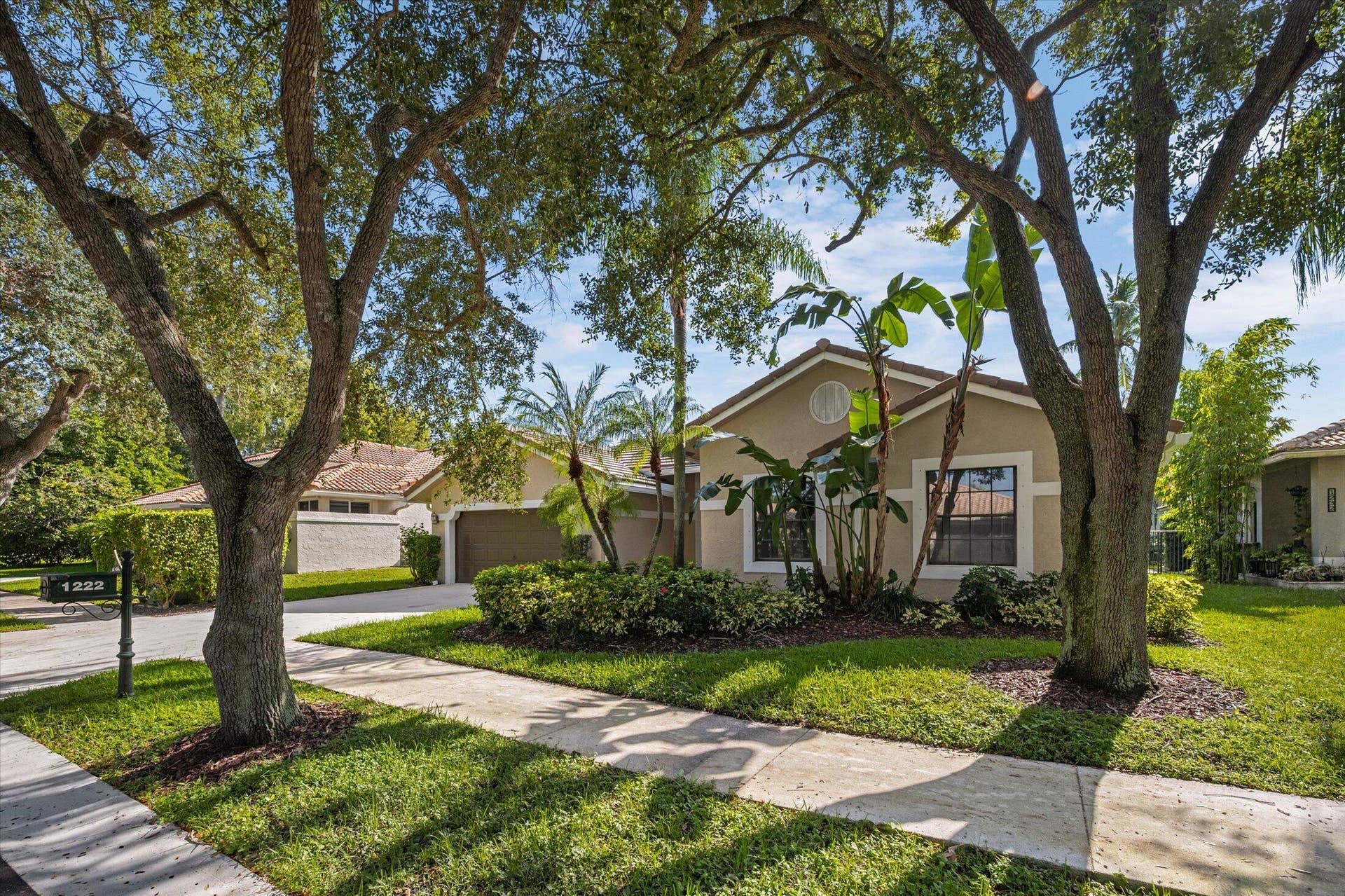 02-1222 Terrystone Ct, Weston
