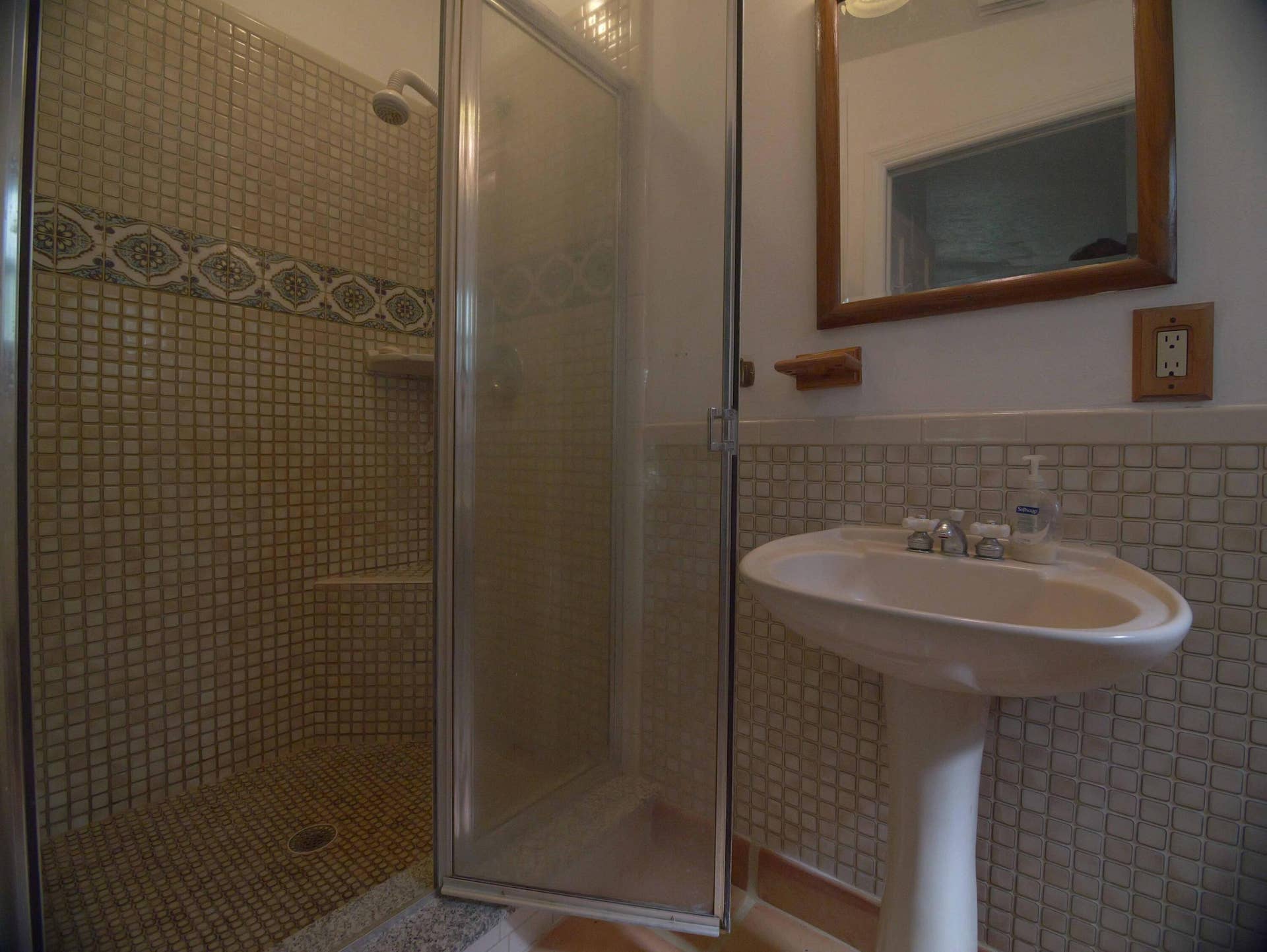 17032 130TH Avenue N, Jupiter, FL 33478 Full Primary Bathroom upstairs