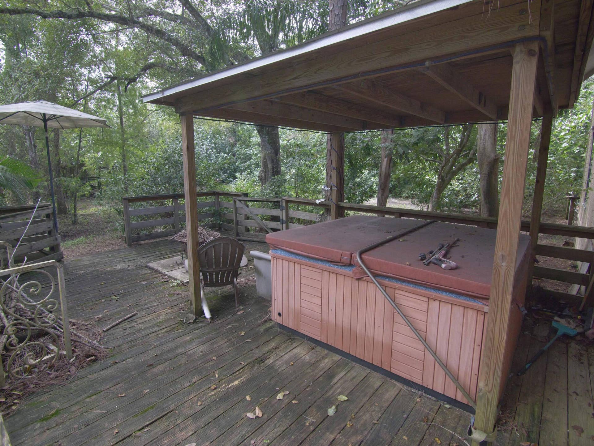 17032 130TH Avenue N, Jupiter, FL 33478 Hot Tub and back Deck South Side of home