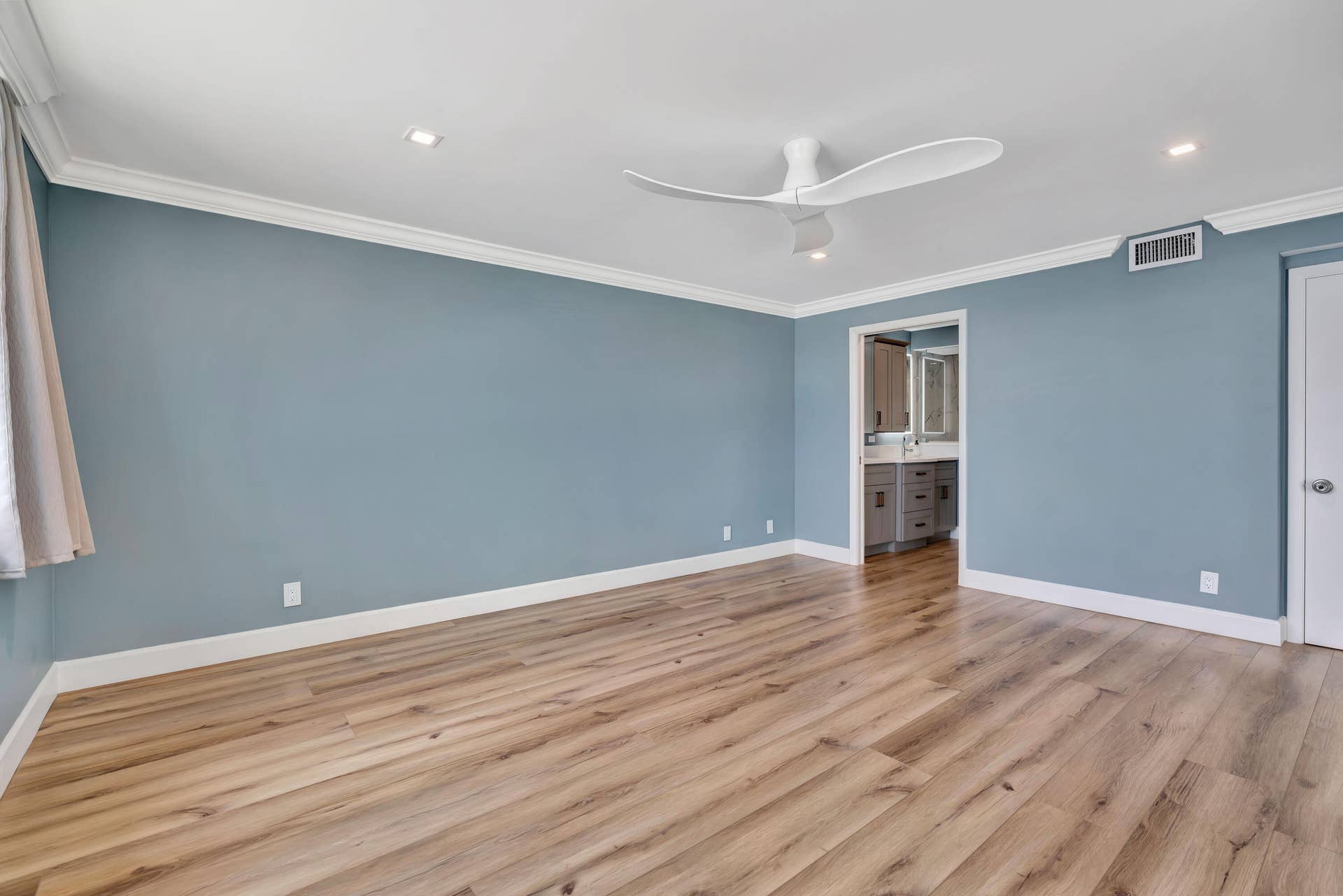 911 Ocean Drive, #704, Juno Beach, FL 33408 _MLP0157