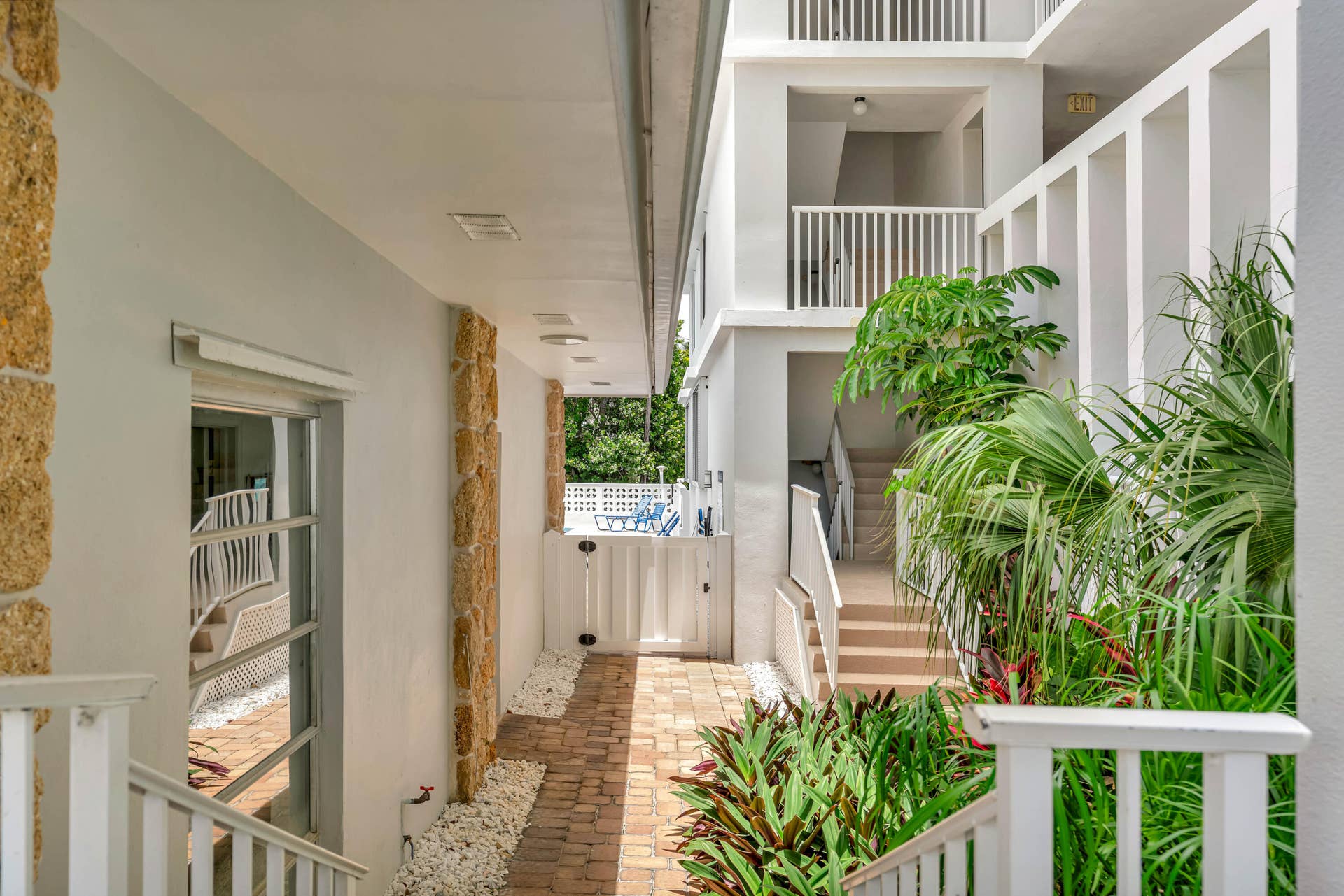 911 Ocean Drive, #704, Juno Beach, FL 33408 _MLP0258