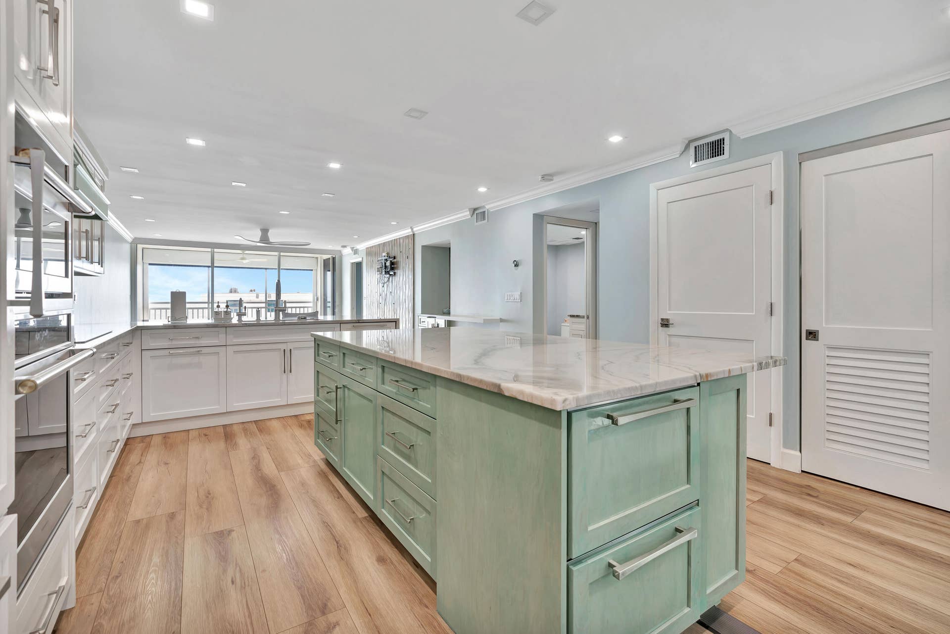 911 Ocean Drive, #704, Juno Beach, FL 33408 _MLP0027