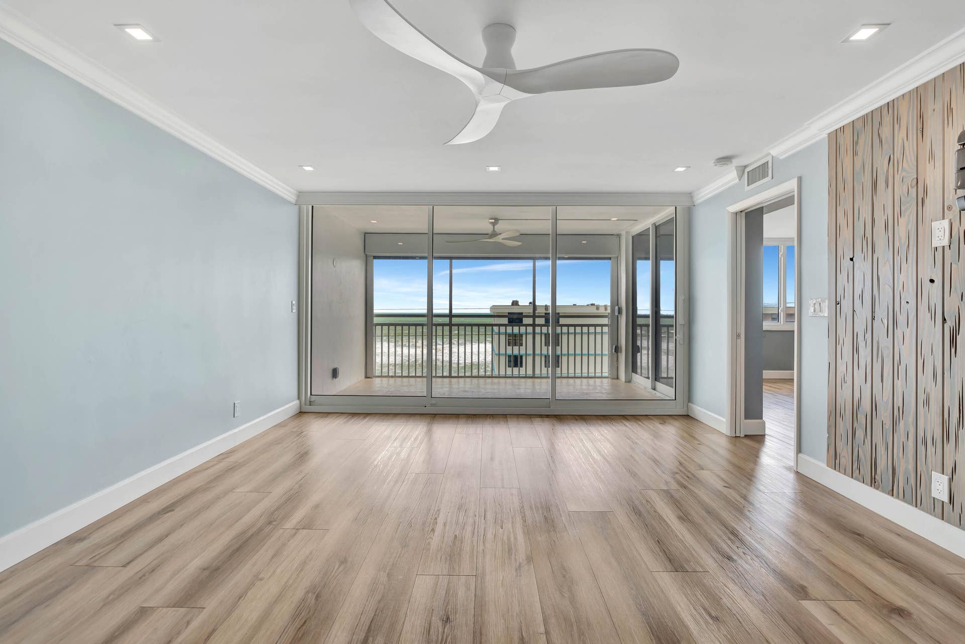 911 Ocean Drive, #704, Juno Beach, FL 33408 _MLP0087