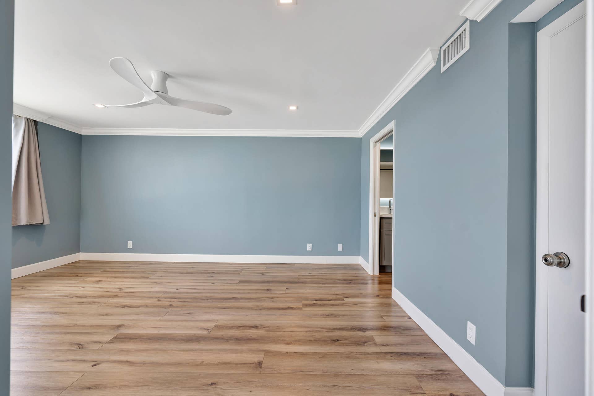 911 Ocean Drive, #704, Juno Beach, FL 33408 _MLP0122