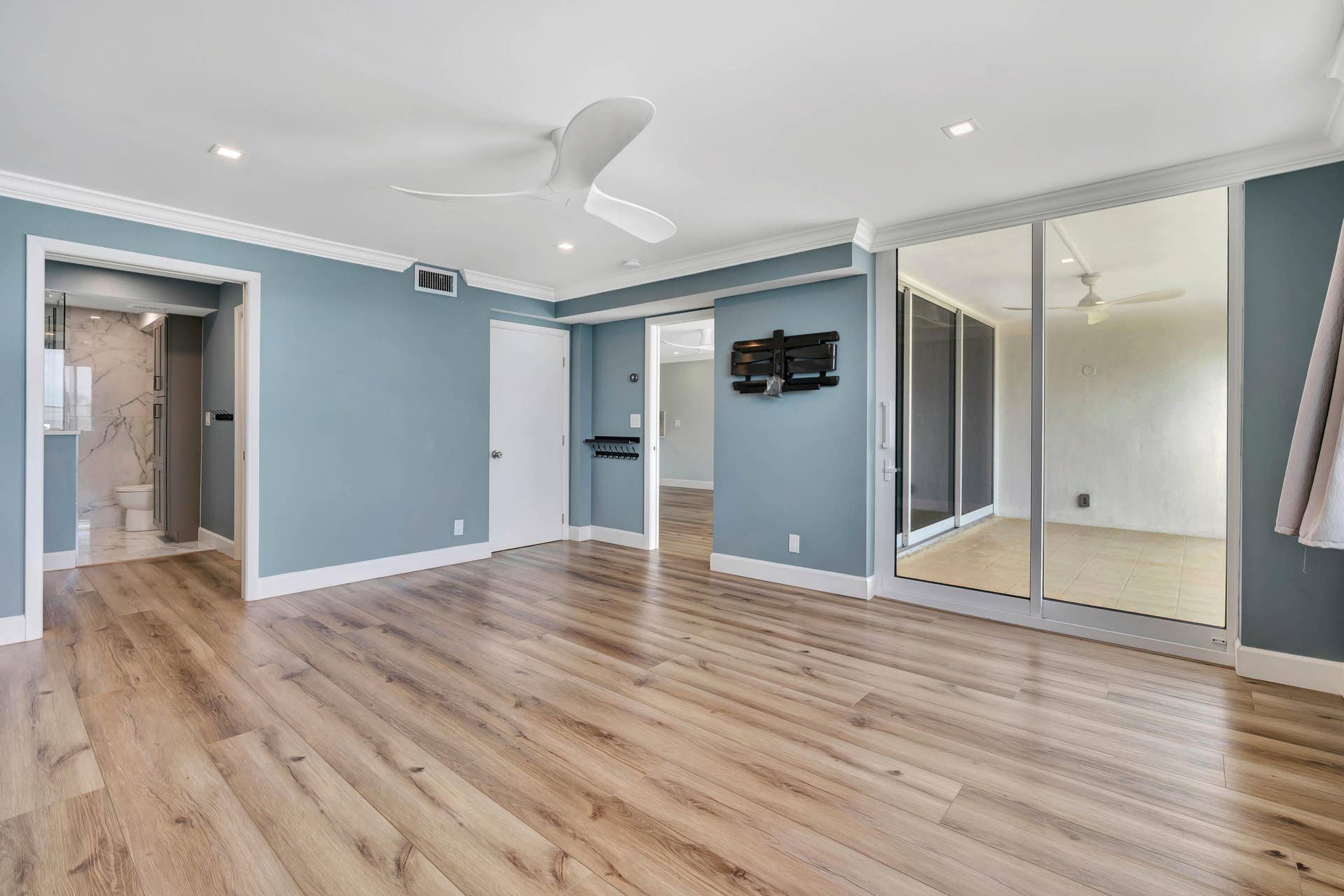 911 Ocean Drive, #704, Juno Beach, FL 33408 _MLP0147