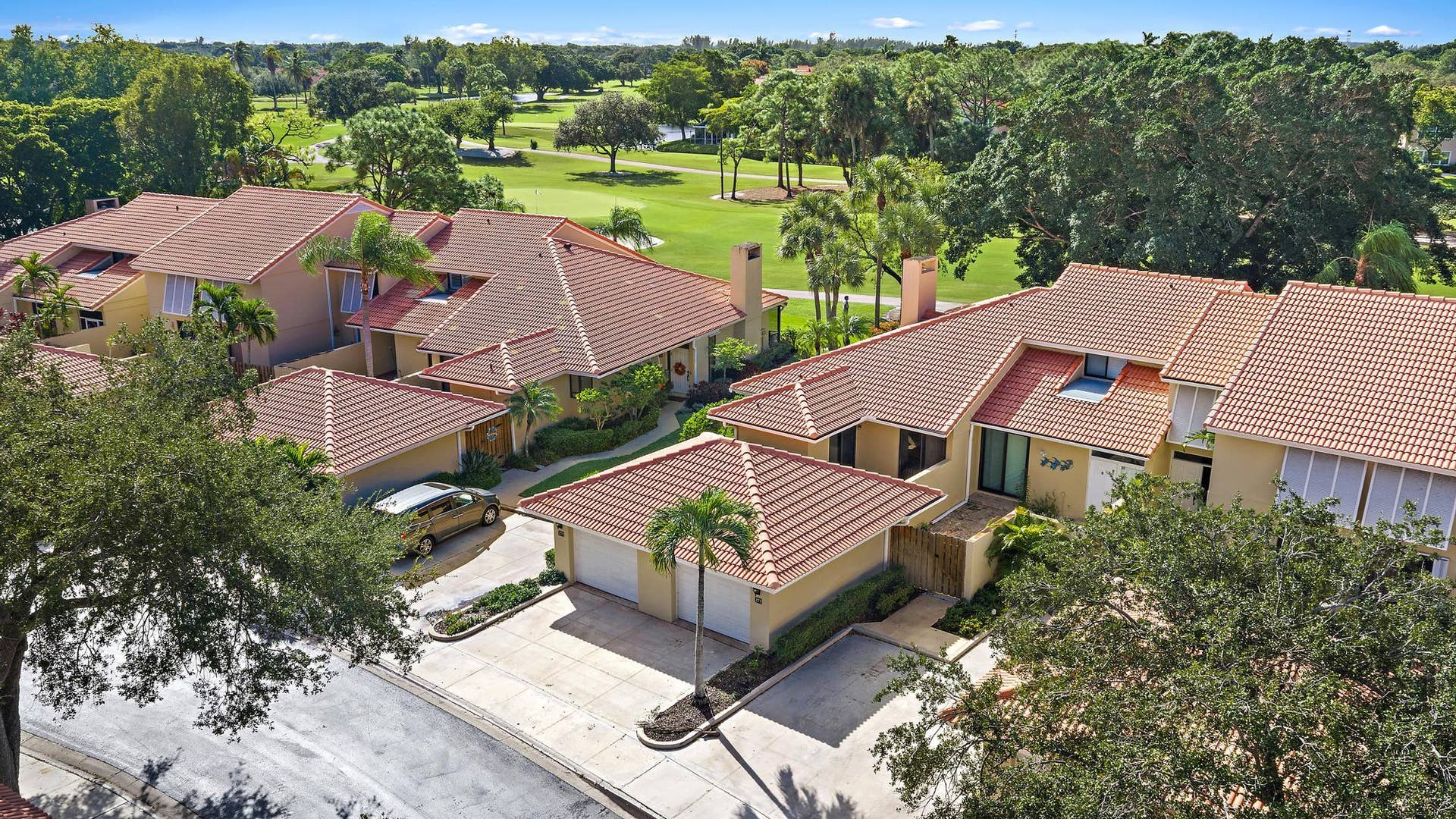 275 Old Meadow Way-32
