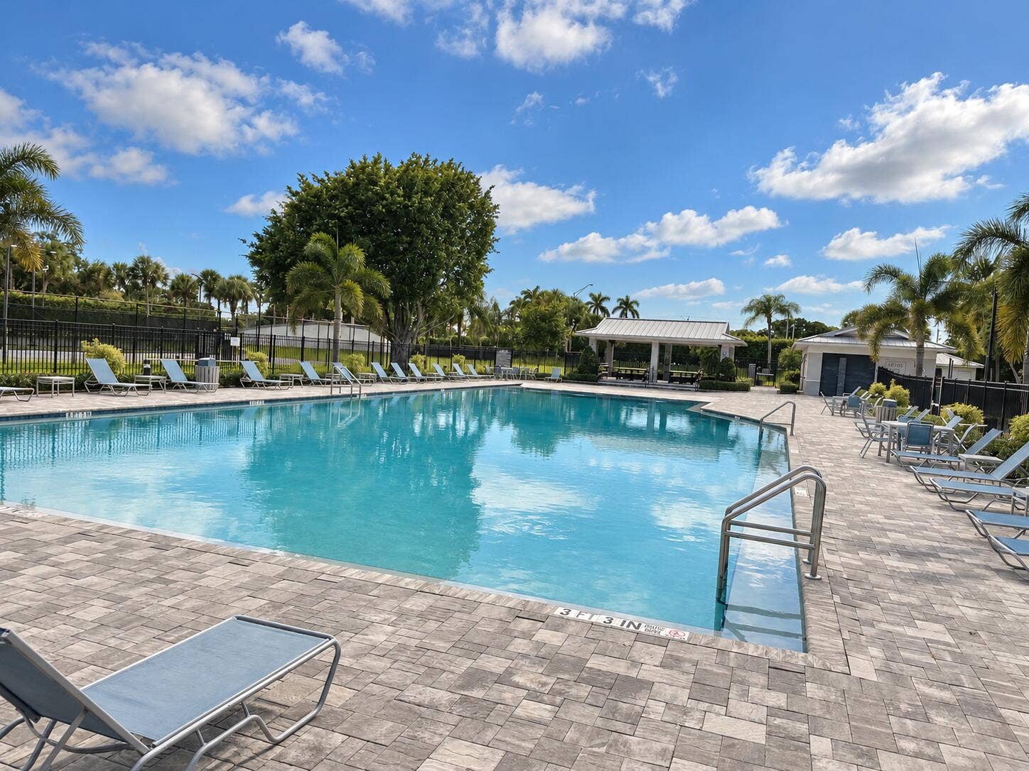 19686 Carolina Circle, Boca Raton, FL 33434 Community Pool