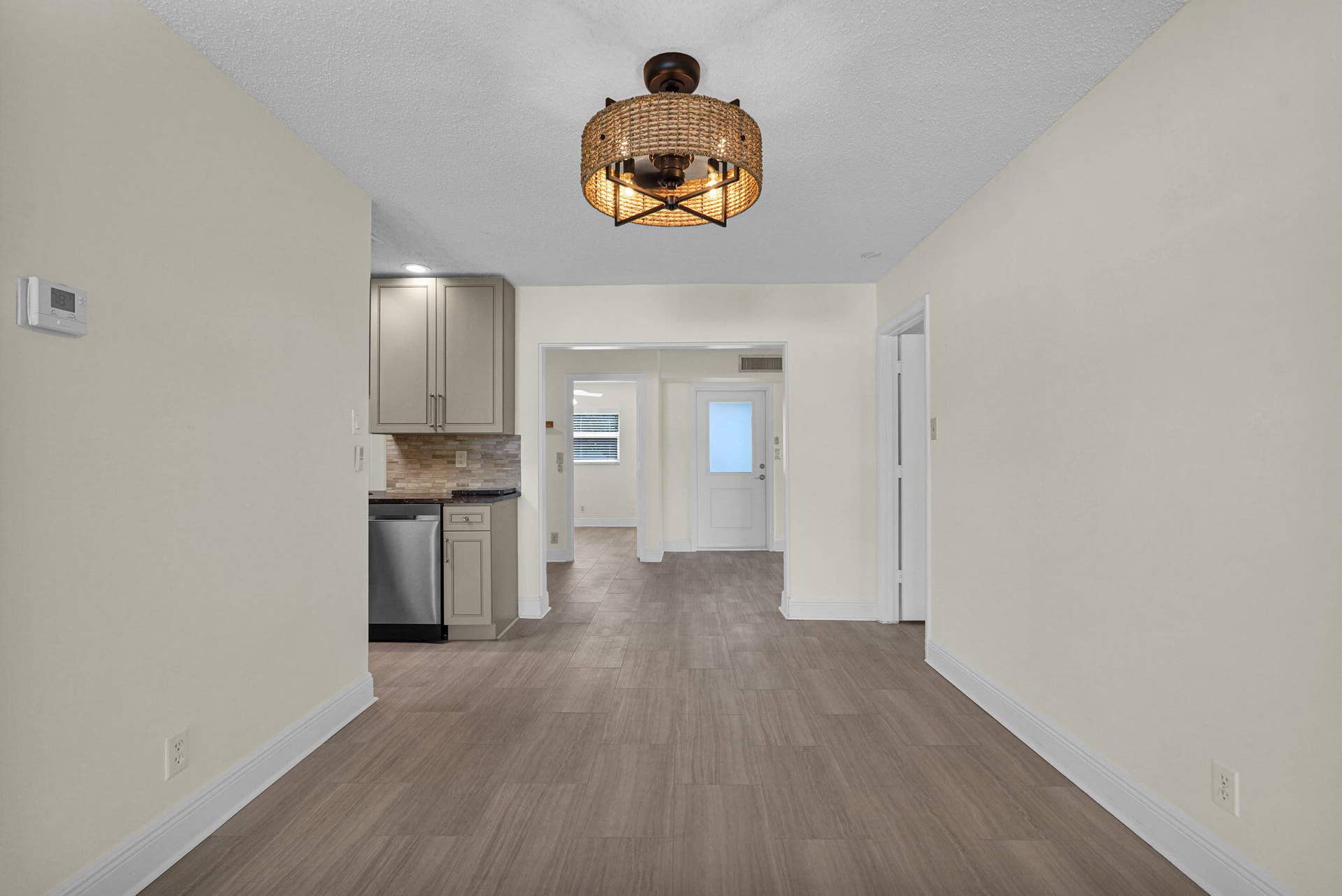 1050 NW 73RD Terrace, Margate, FL 33063 Dinning Area