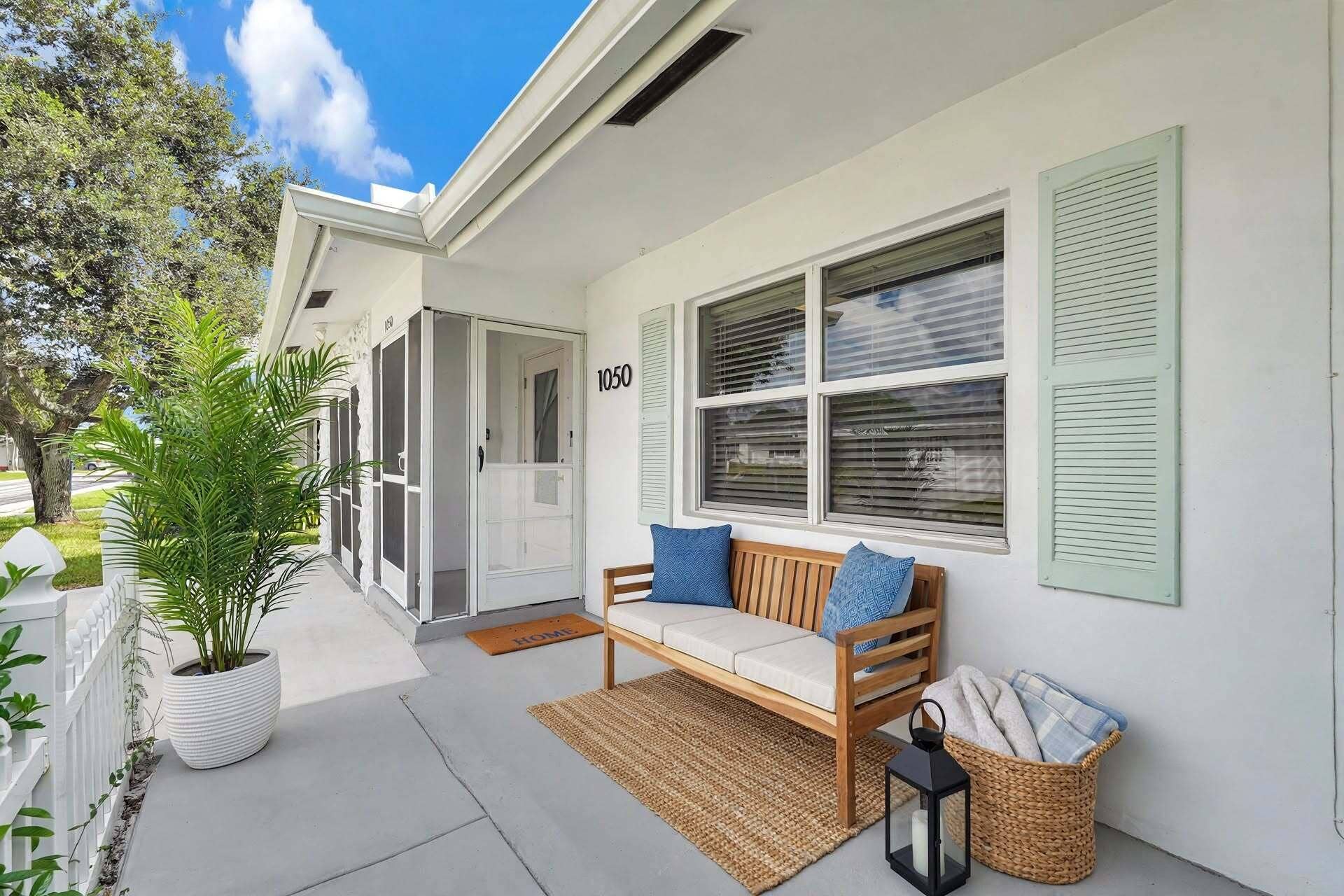 1050 NW 73RD Terrace, Margate, FL 33063 Patio