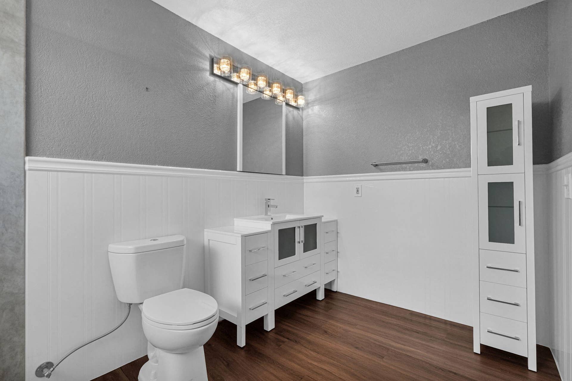 1050 NW 73RD Terrace, Margate, FL 33063 Primary Bathroom