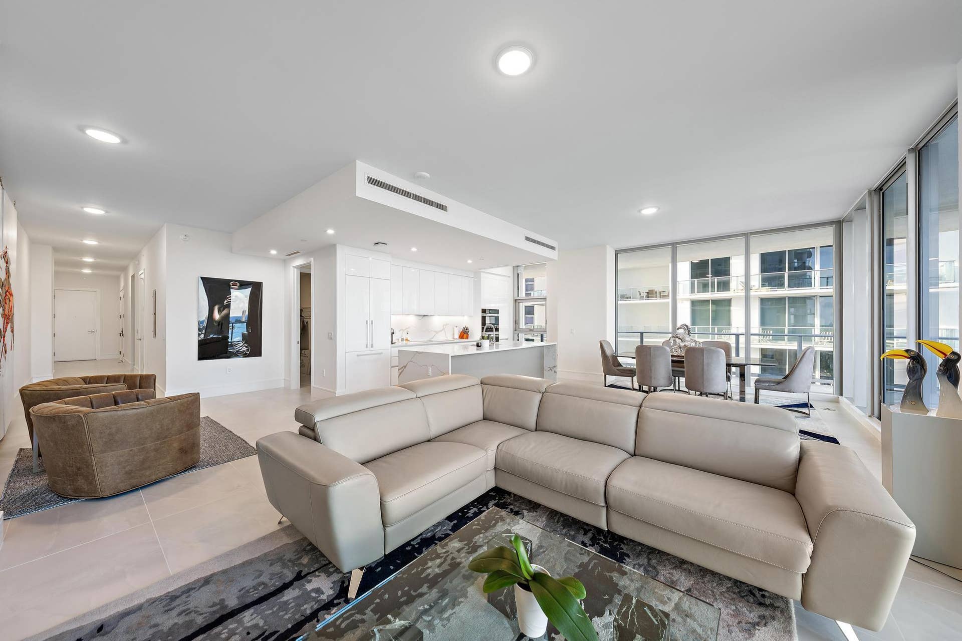 220 Lake Shore Drive, #1802, Lake Park, FL 33403 Living