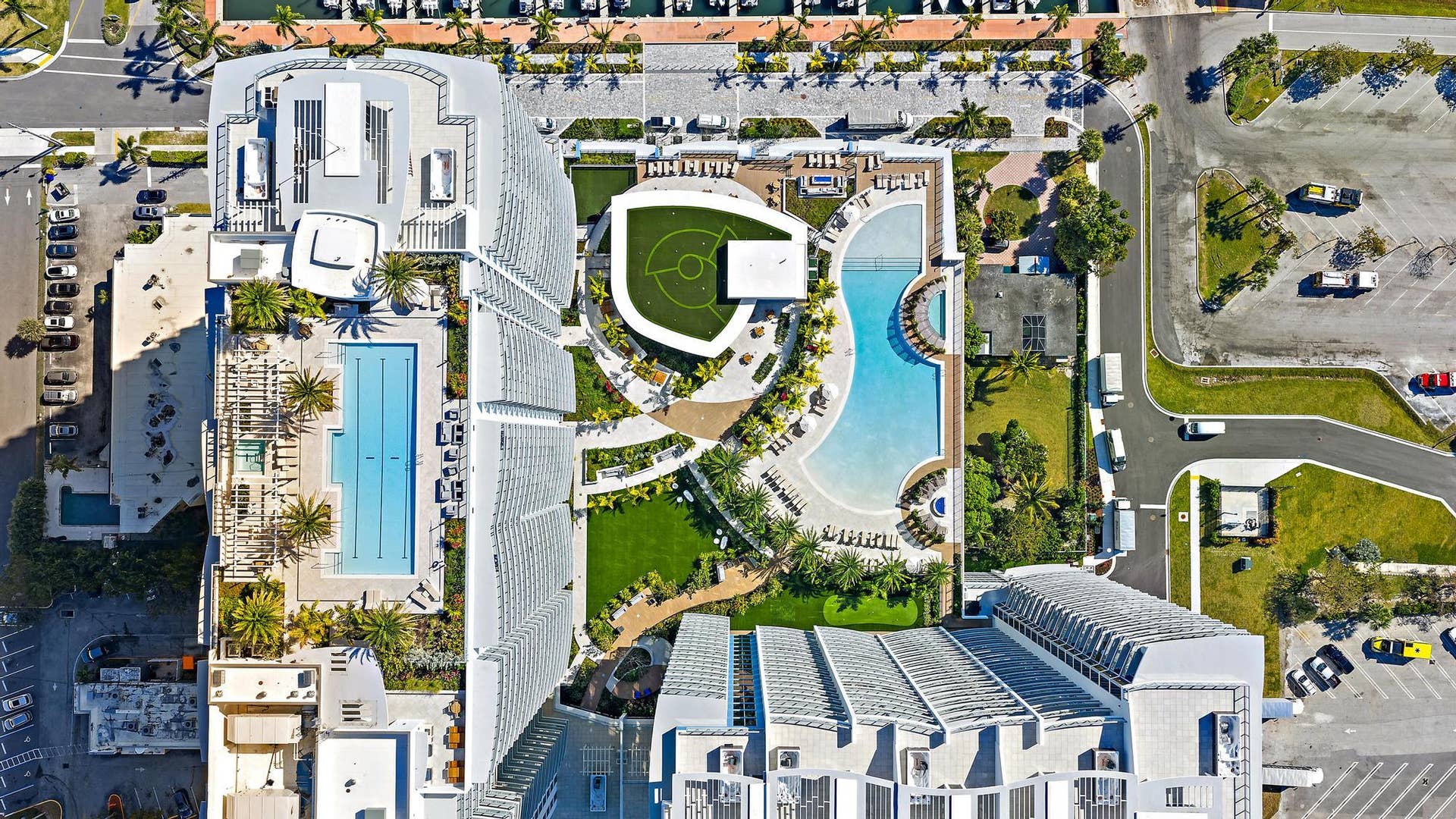 220 Lake Shore Drive, #1802, Lake Park, FL 33403 Aerial View Amenities