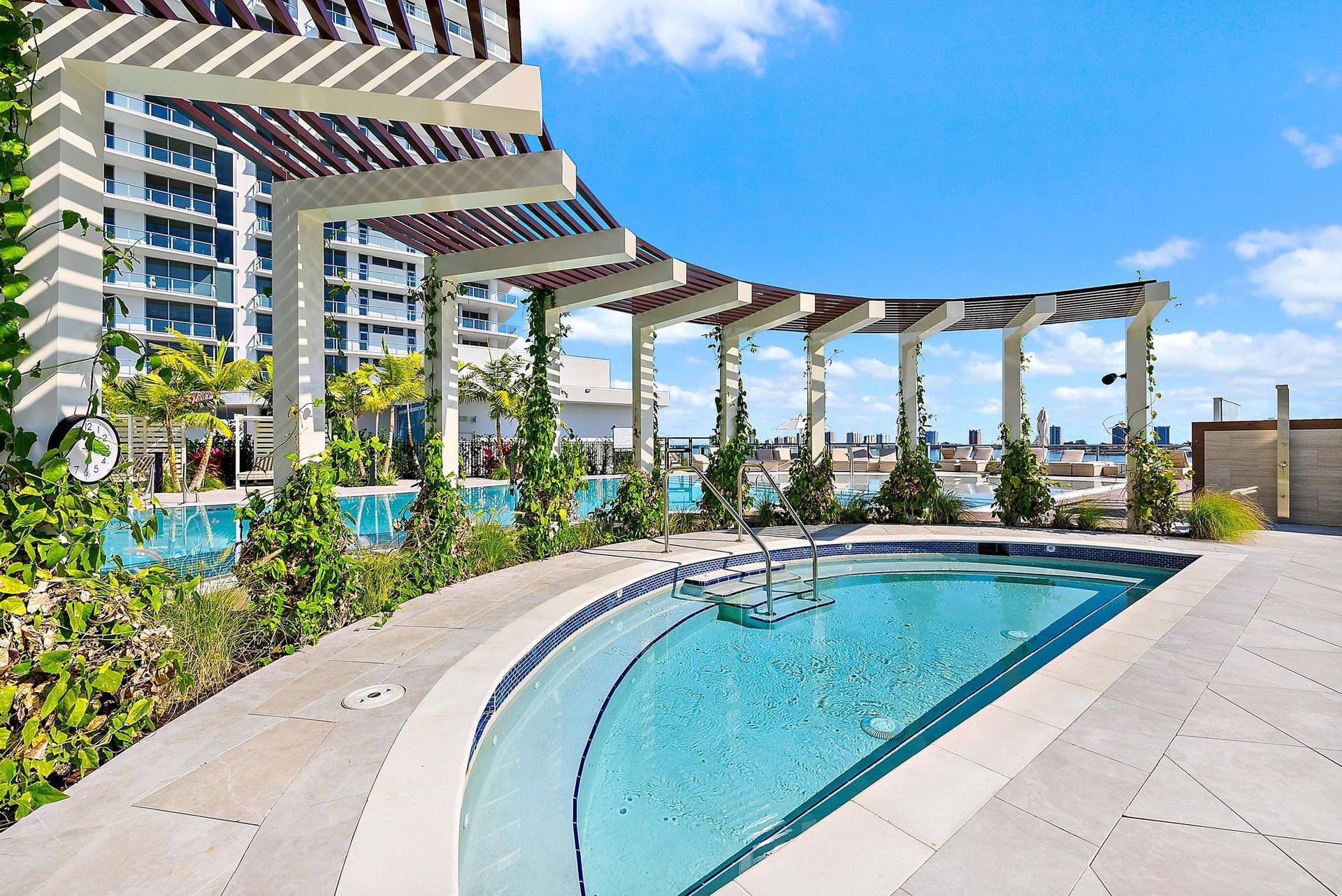 220 Lake Shore Drive, #1802, Lake Park, FL 33403 Community Pool