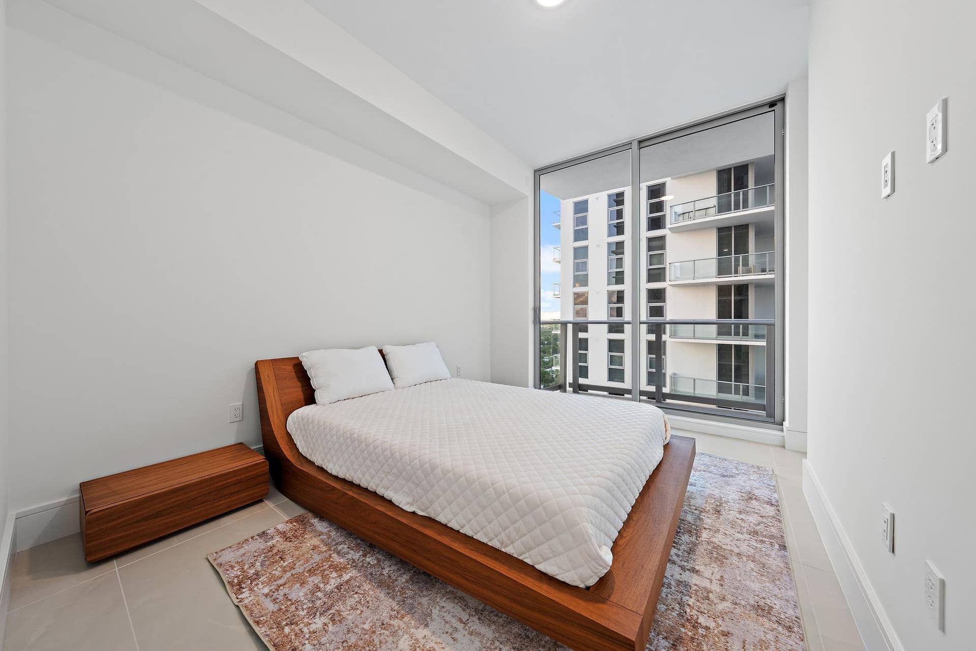 220 Lake Shore Drive, #1802, Lake Park, FL 33403 Guest Suite