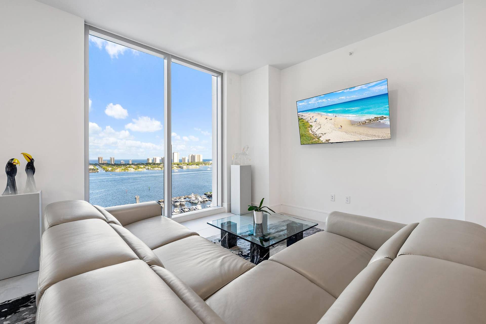 220 Lake Shore Drive, #1802, Lake Park, FL 33403 Living