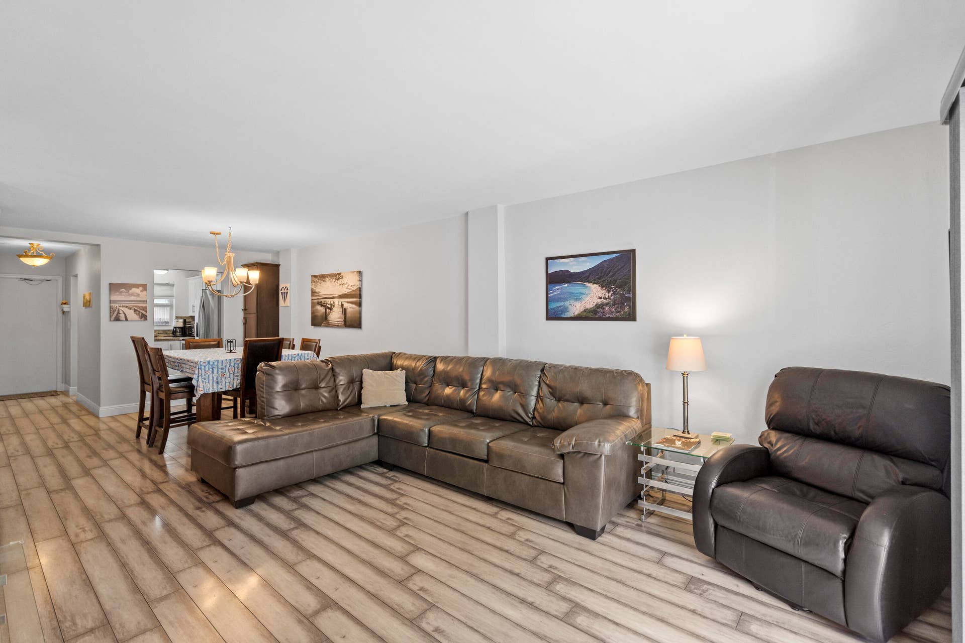 1161 HILLSBORO MILE, #305, Hillsboro Beach, FL 33062 LIVING ROOM