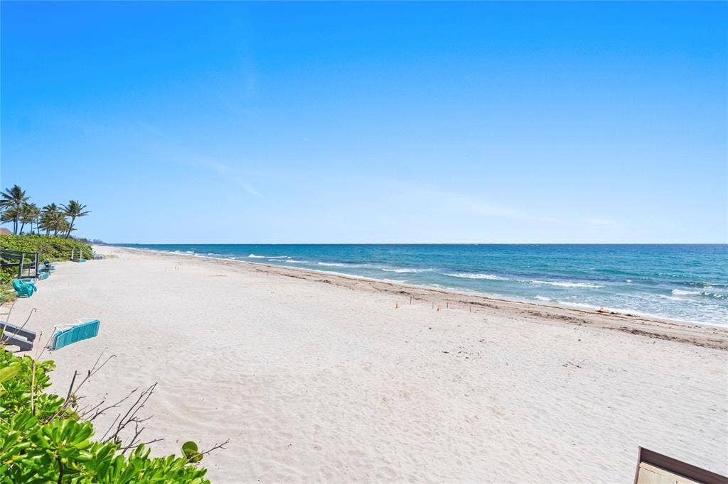 1161 HILLSBORO MILE, #305, Hillsboro Beach, FL 33062 BEACH ACCESS