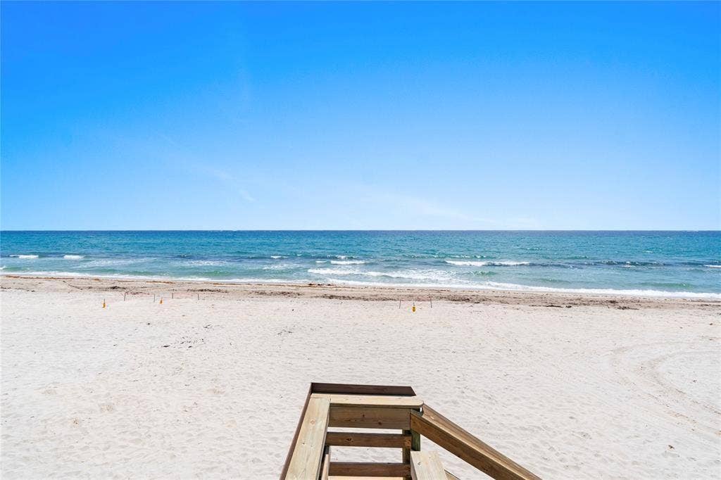 1161 HILLSBORO MILE, #305, Hillsboro Beach, FL 33062 BEACH ACCESS