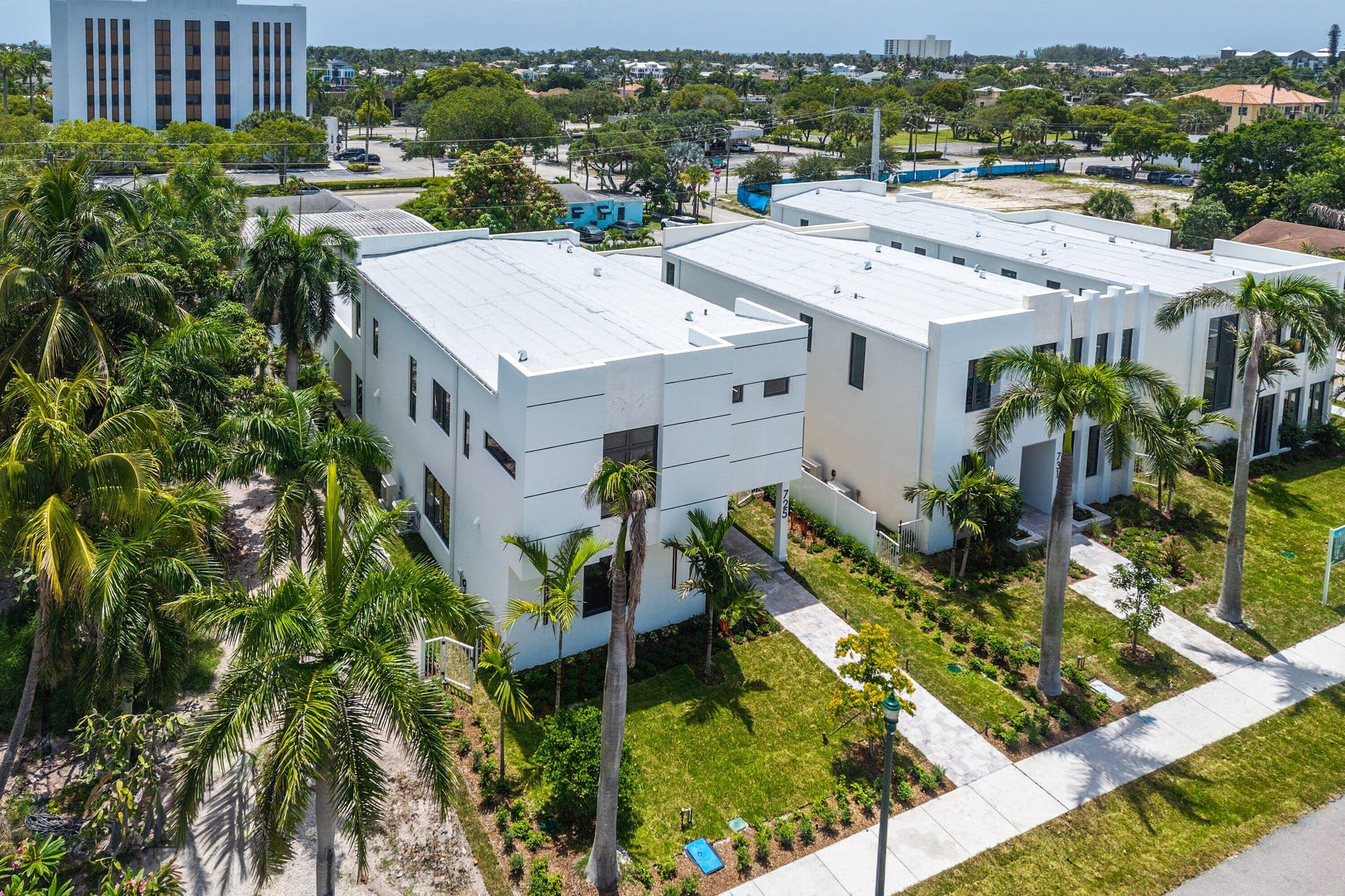 731 SE 4th Avenue, Delray Beach, FL 33483 050-725Southeast4thAvenue-DelrayBeach-FL