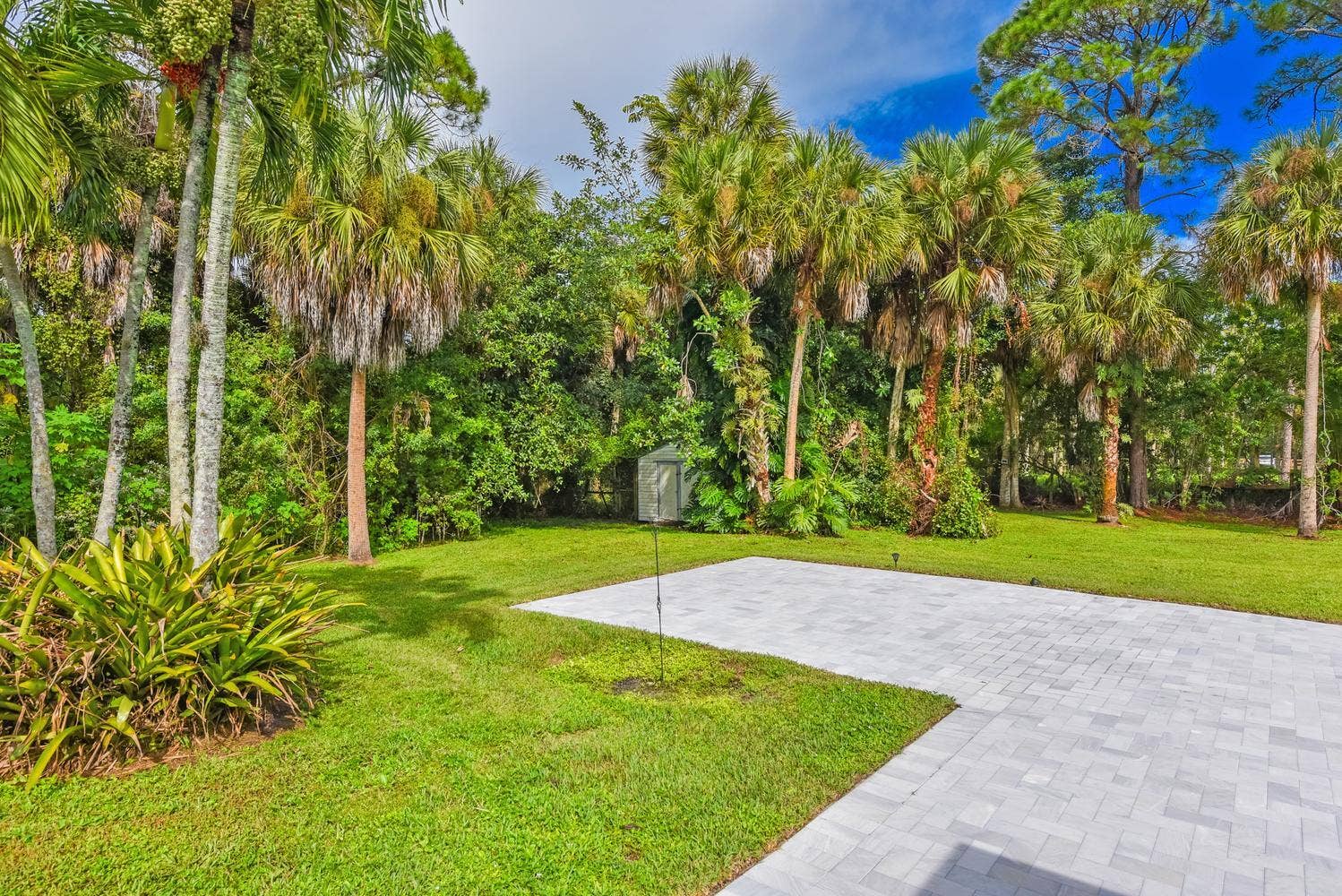 16873 62ND Road N, The Acreage, FL 33470 029-069-16873 62nd Rd N Mike-1498x1000