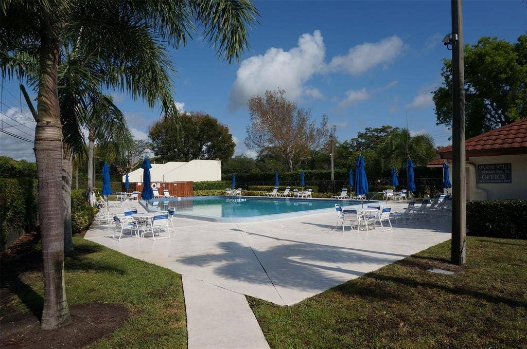 3425 SAN BERNADINO Drive, #57-D, Delray Beach, Delray Beach, FL 33445 Community Pool