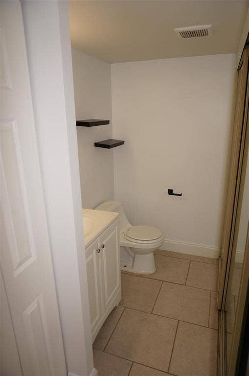 3425 SAN BERNADINO Drive, #57-D, Delray Beach, Delray Beach, FL 33445 Bathroom downstairs