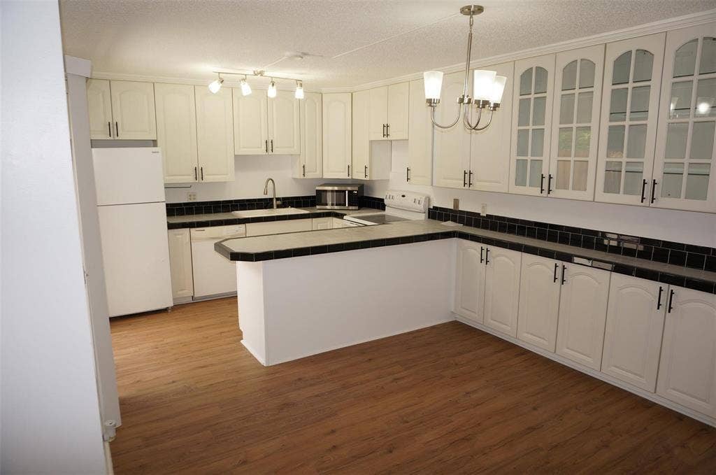 3425 SAN BERNADINO Drive, #57-D, Delray Beach, Delray Beach, FL 33445 Kitchen