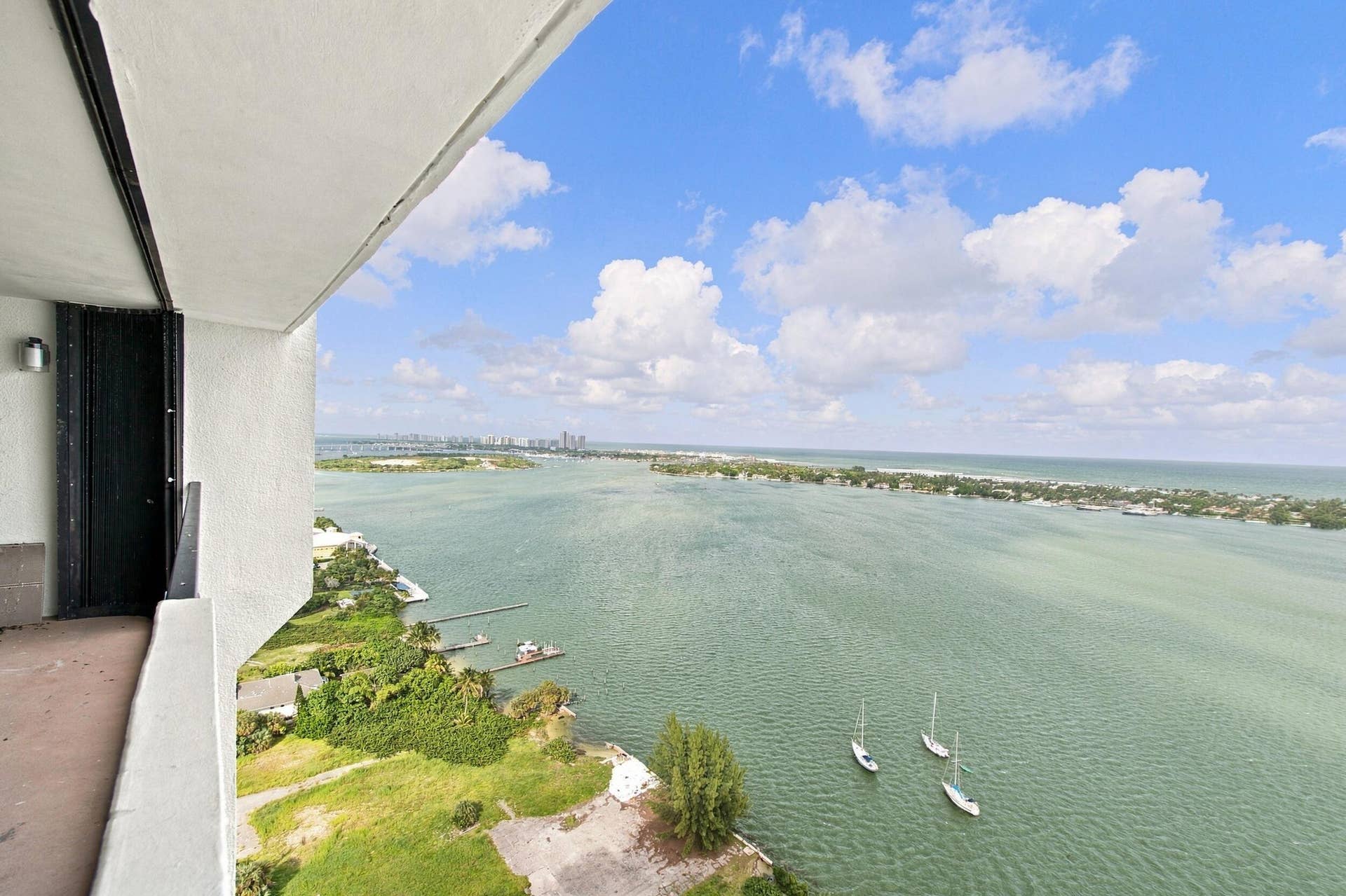 5600 N FLAGLER Drive, #PH108, West Palm Beach, FL 33407 _dsc9947