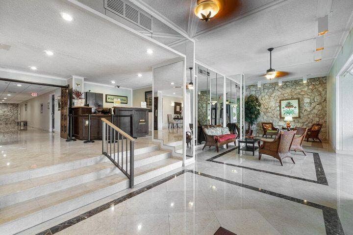 5600 N FLAGLER Drive, #PH108, West Palm Beach, FL 33407 16