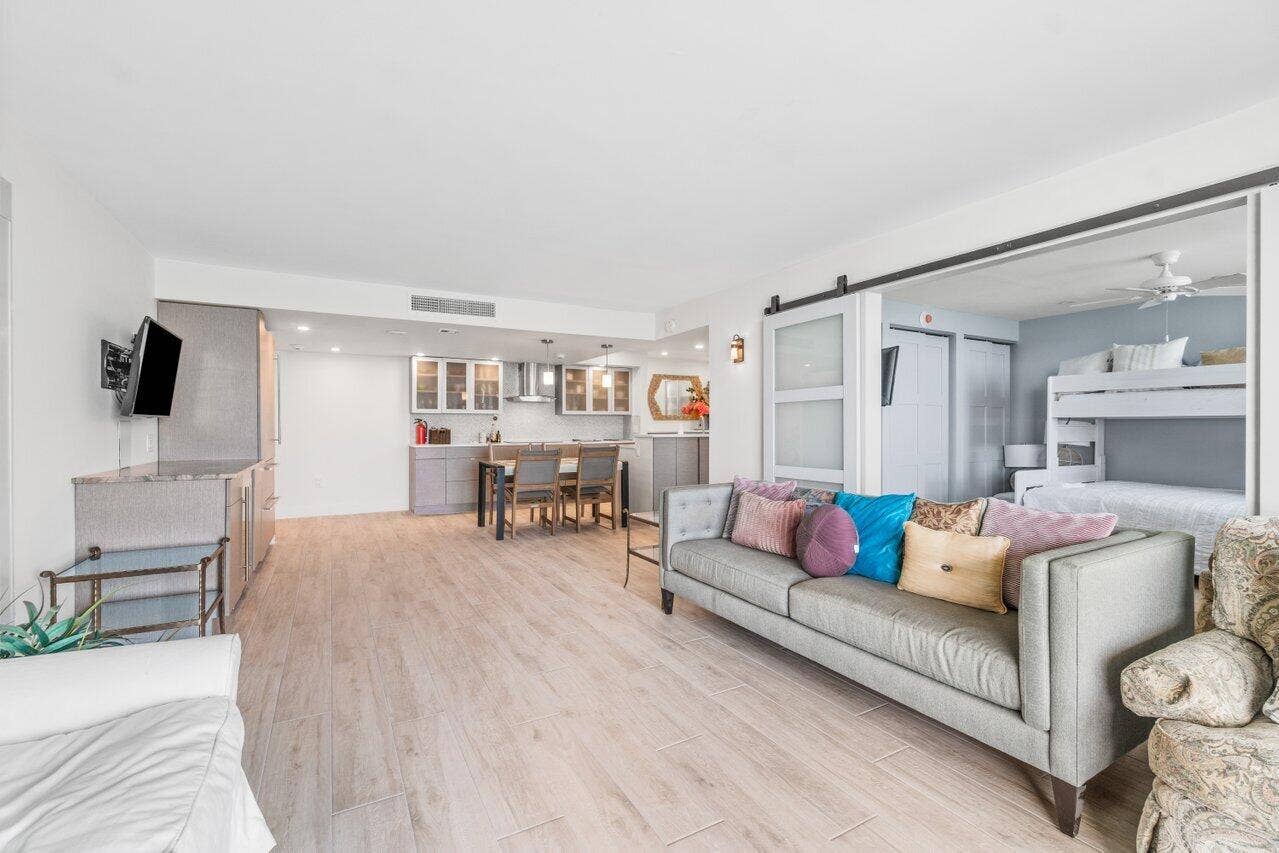5600 N FLAGLER Drive, #PH108, West Palm Beach, FL 33407 NEW 012-5600NorthFlaglerDrive-WestPalmBe