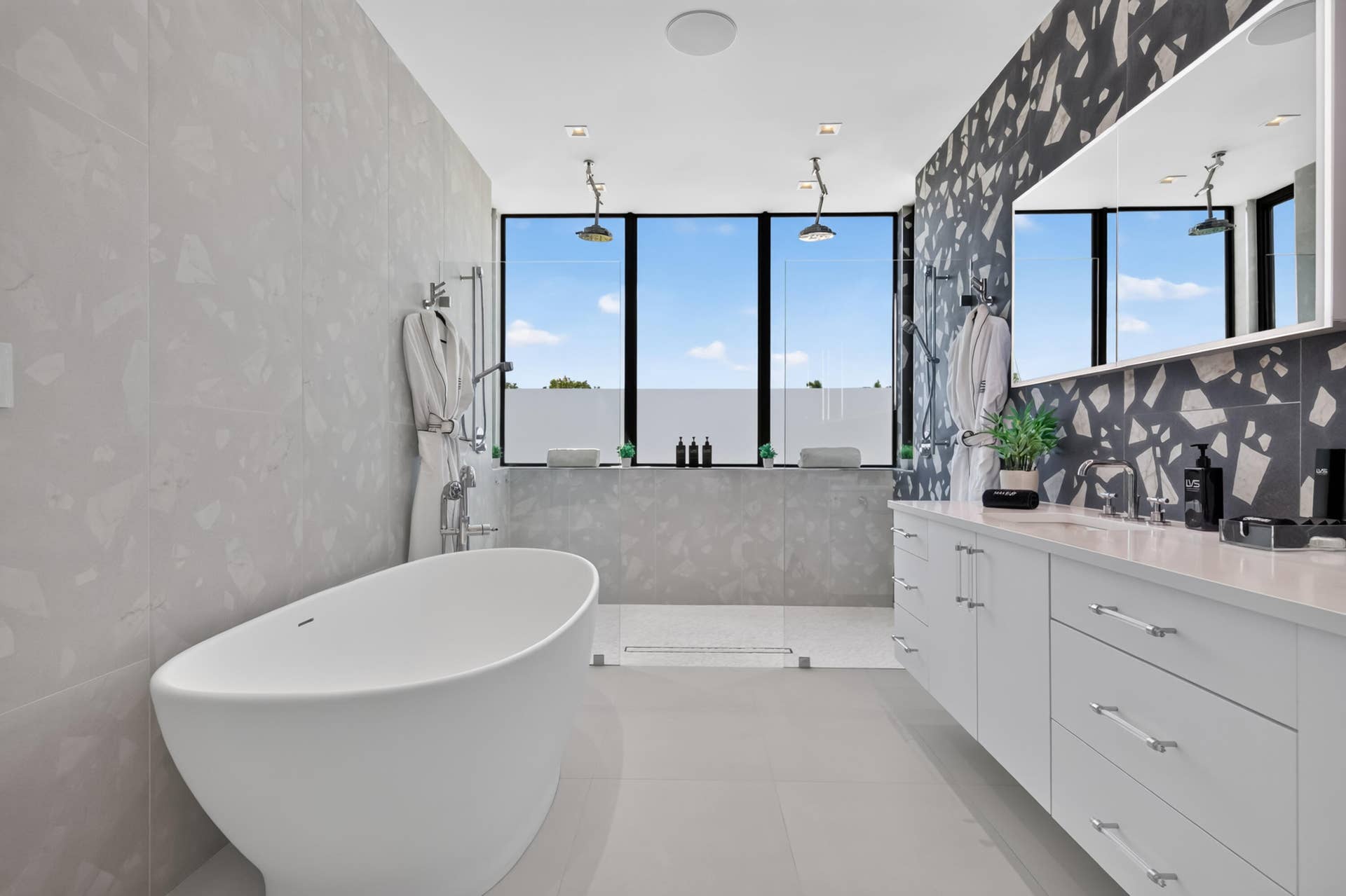 1736 SE 14TH Street, Fort Lauderdale, Fort Lauderdale, FL 33316 LVS - Villa Jade-79