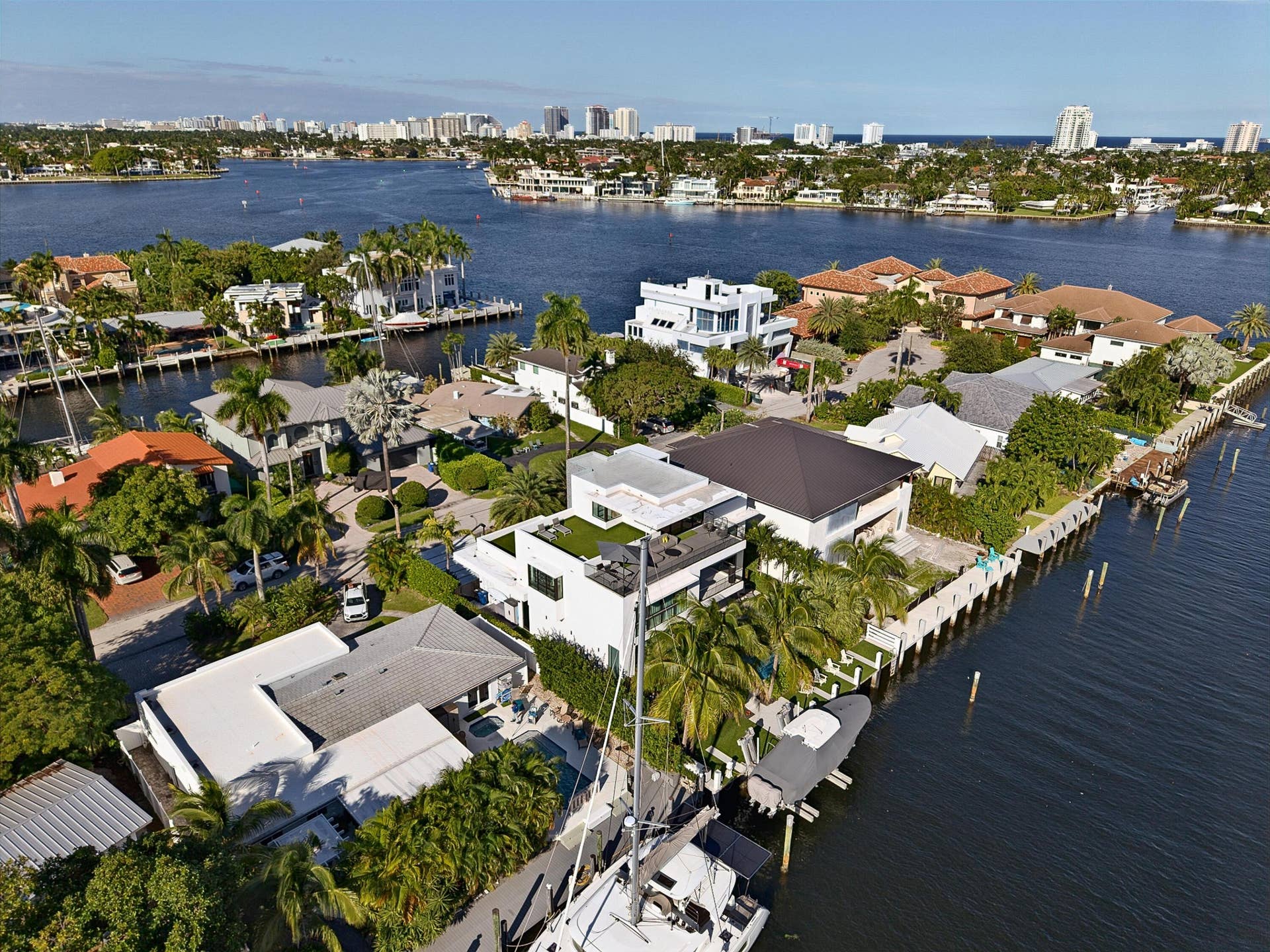 1736 SE 14TH Street, Fort Lauderdale, Fort Lauderdale, FL 33316 LVS - Villa Jade-7