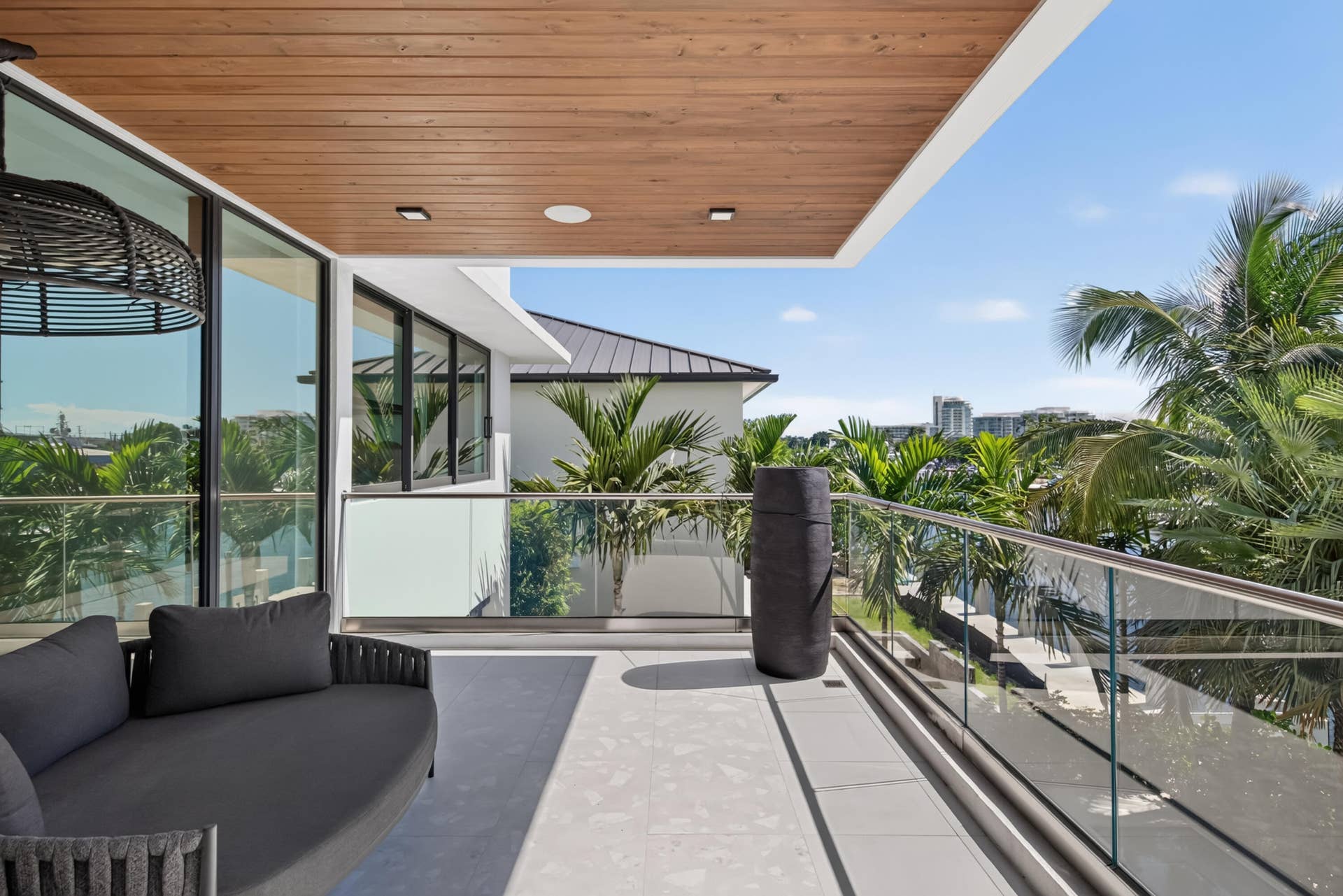 1736 SE 14TH Street, Fort Lauderdale, Fort Lauderdale, FL 33316 LVS - Villa Jade-89