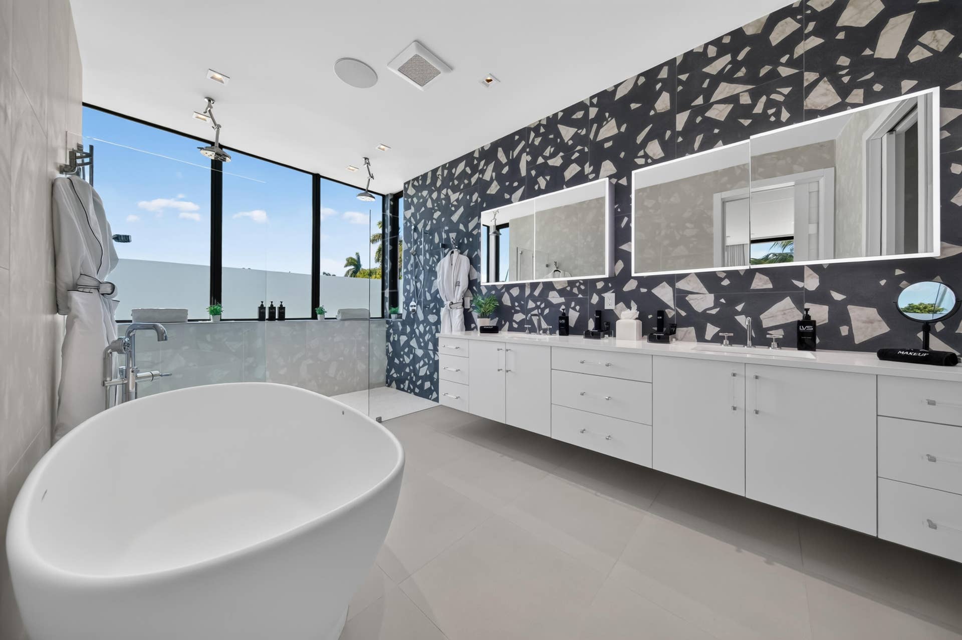1736 SE 14TH Street, Fort Lauderdale, Fort Lauderdale, FL 33316 LVS - Villa Jade-77