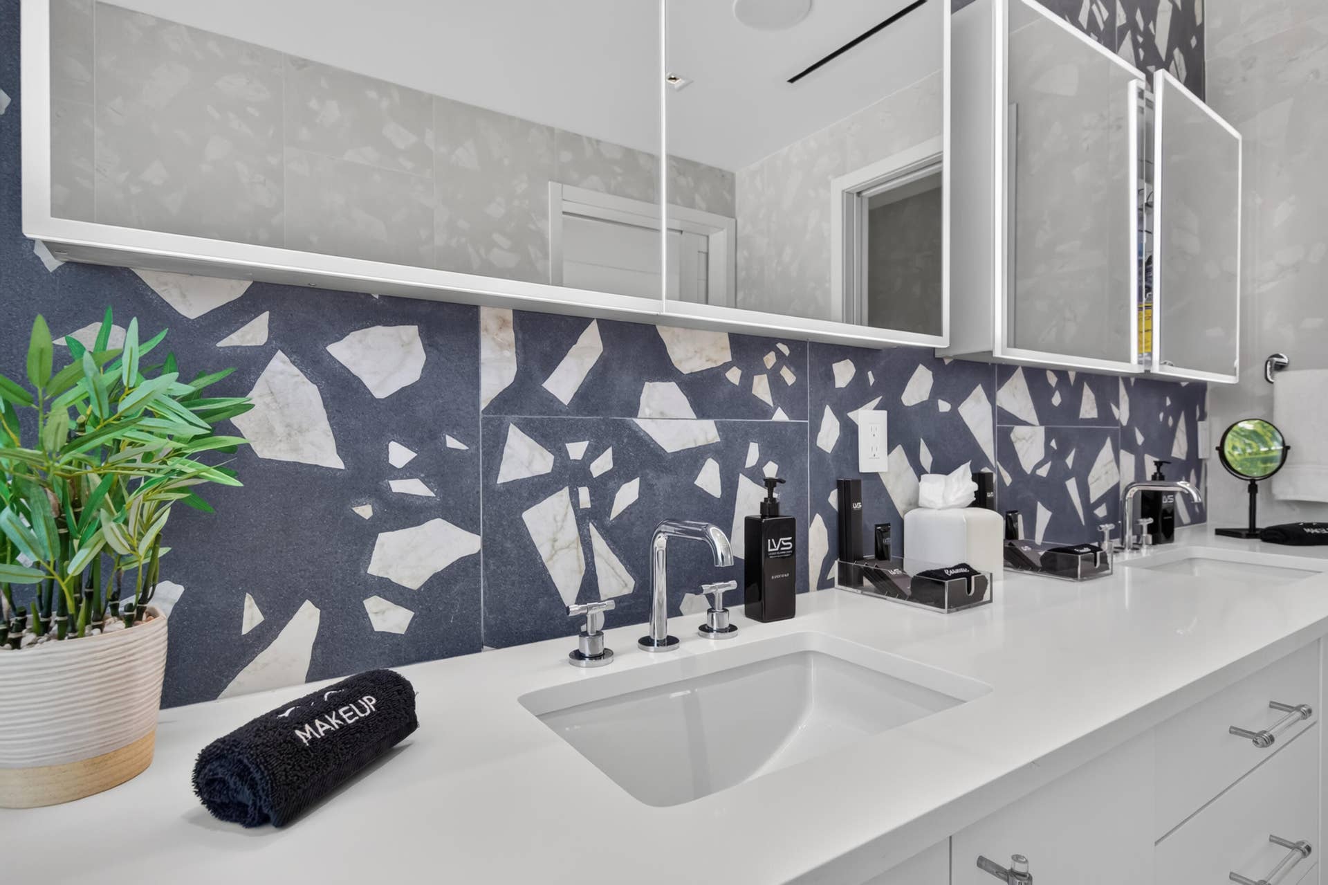 1736 SE 14TH Street, Fort Lauderdale, Fort Lauderdale, FL 33316 LVS - Villa Jade-85