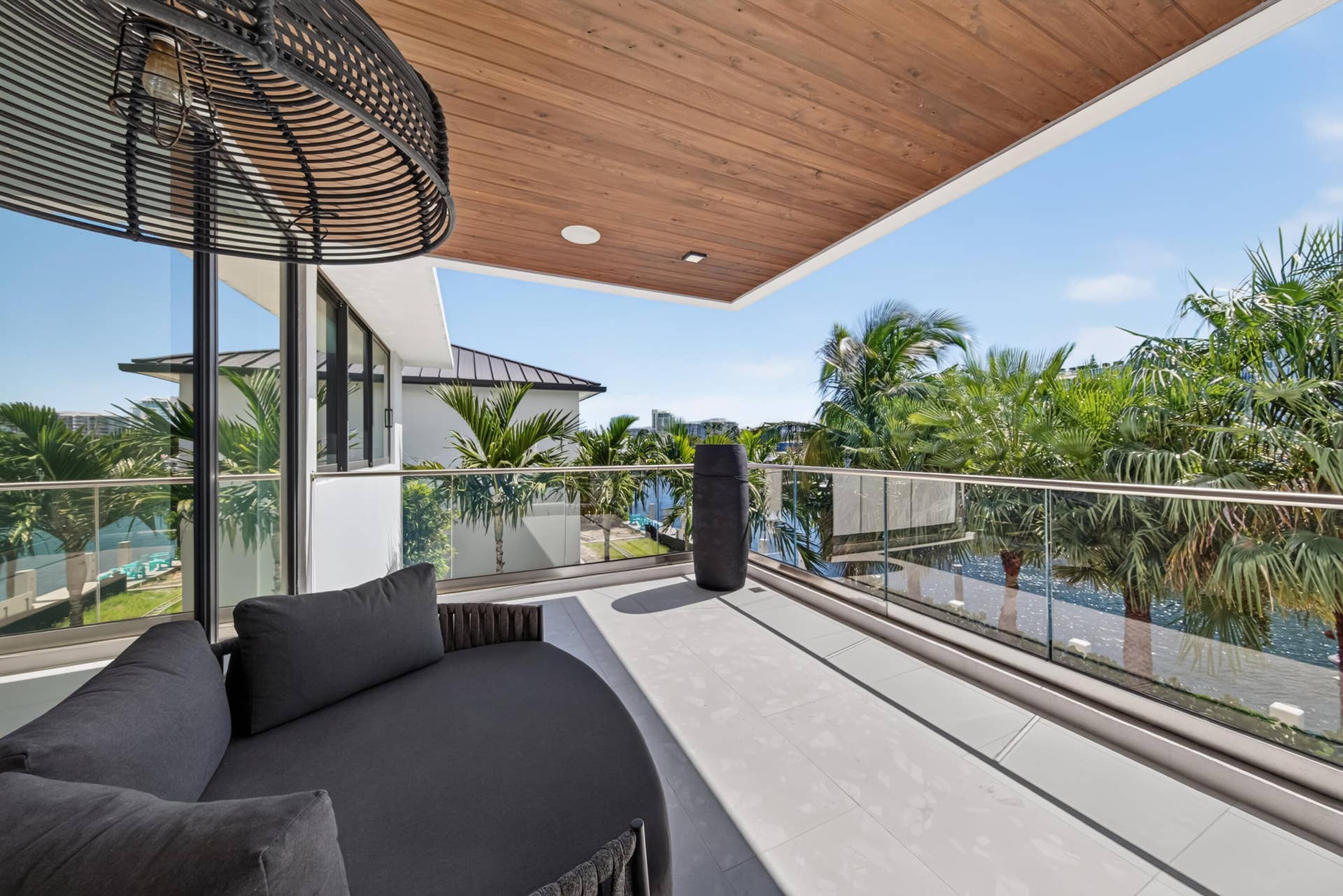 1736 SE 14TH Street, Fort Lauderdale, Fort Lauderdale, FL 33316 LVS - Villa Jade-90