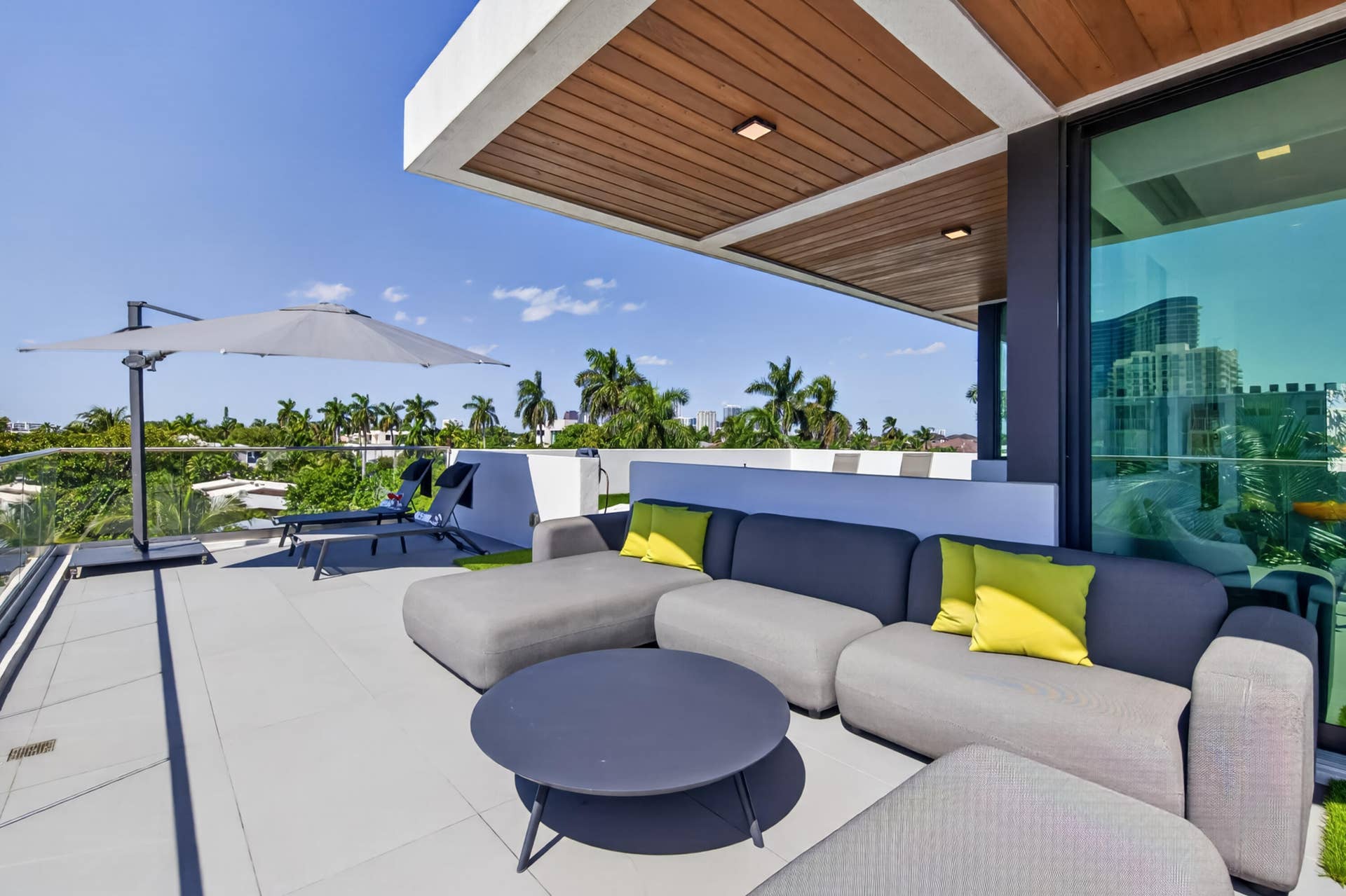 1736 SE 14TH Street, Fort Lauderdale, Fort Lauderdale, FL 33316 LVS - Villa Jade-39