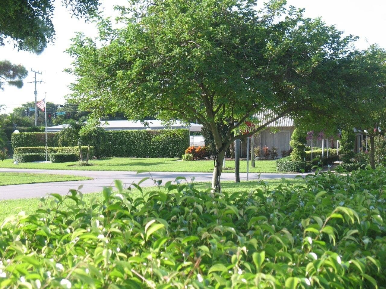 2920 SW 15TH Street, #202, Delray Beach, FL 33445 Grounds
