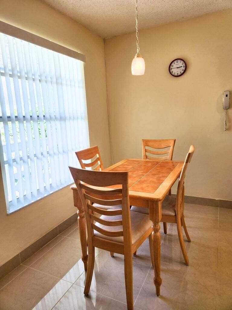 2920 SW 15TH Street, #202, Delray Beach, FL 33445 Eat-in Kitchen