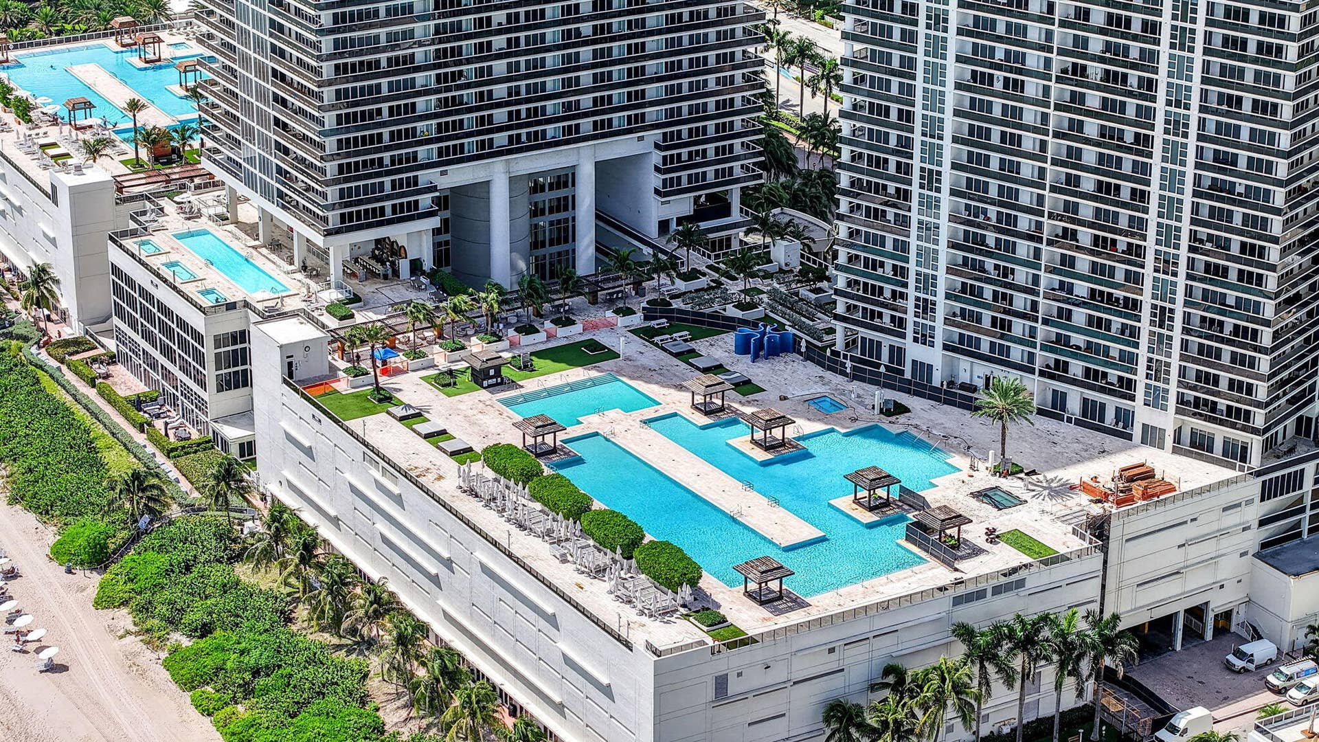 1800 S Ocean Drive, #806, Hallandale Beach, FL 33009 Barbuzzi 41 web-or-mls-DJI_2026100712173