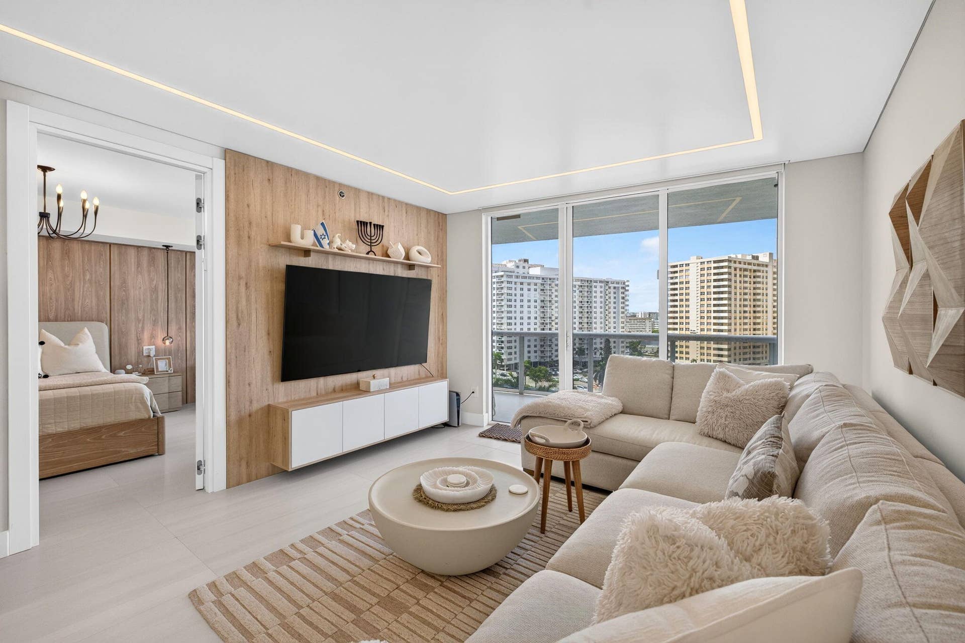 1800 S Ocean Drive, #806, Hallandale Beach, FL 33009 Barbuzzi 26-web-or-mls-699A4900