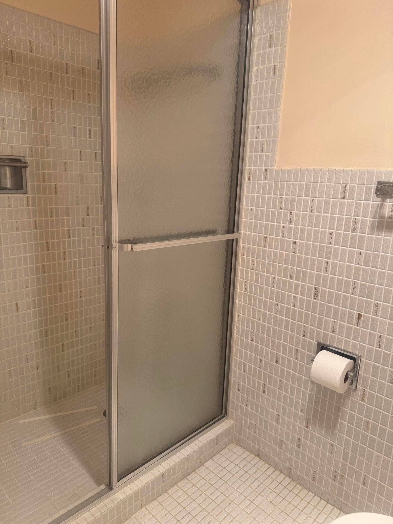 2381 SUNSET Avenue, #117, Lake Worth Beach, FL 33461 BATH TWO